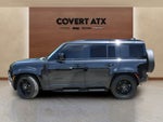 2025 Land Rover Defender 110 X-Dynamic SE