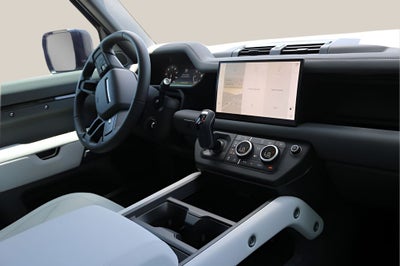 2025 Land Rover Defender 110 X-Dynamic SE