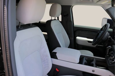2025 Land Rover Defender 110 X-Dynamic SE