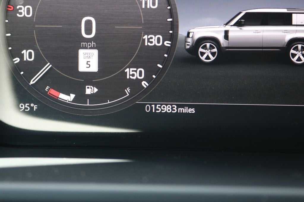 2025 Land Rover Defender 110 X-Dynamic SE