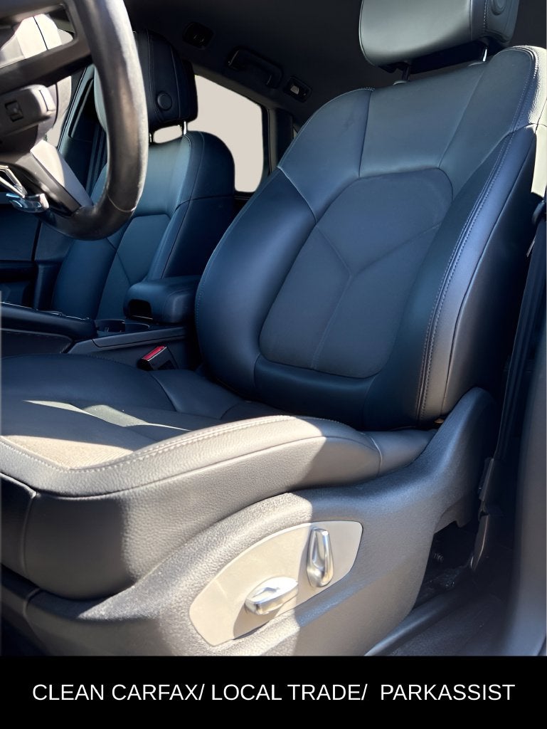 2023 Porsche Macan S
