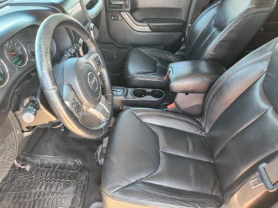 2016 Jeep Wrangler Unlimited Black Bear