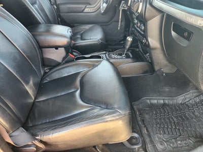 2016 Jeep Wrangler Unlimited Black Bear