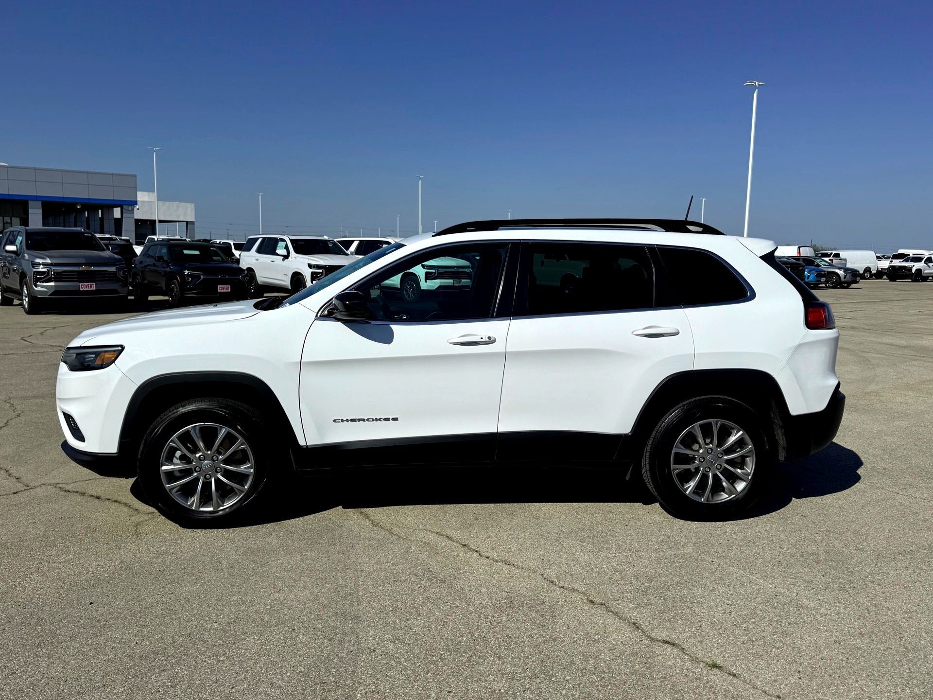 2022 Jeep Cherokee Latitude Lux