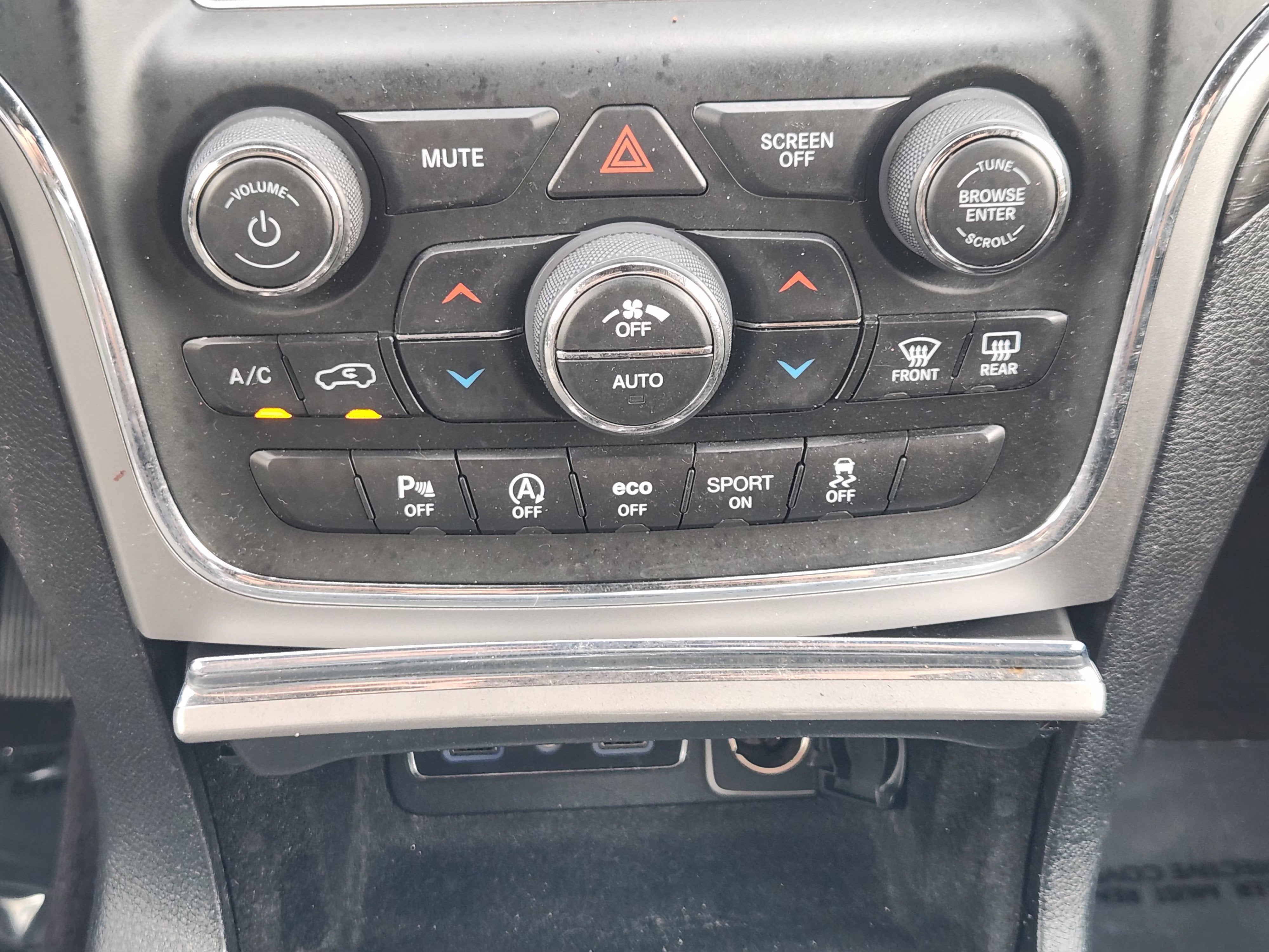 2018 Jeep Grand Cherokee Altitude 4x2