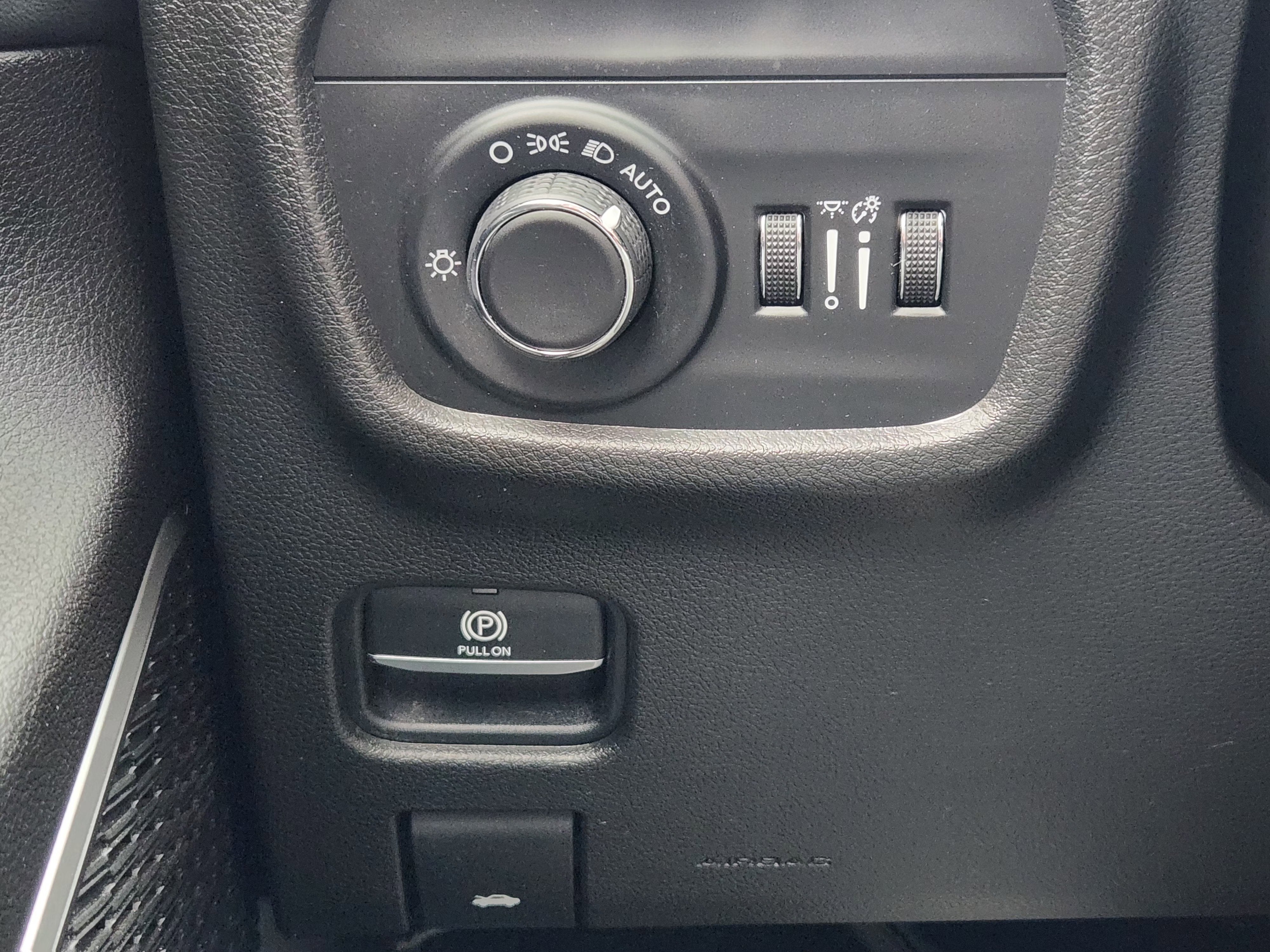 2021 Jeep Grand Cherokee L Altitude 4x2
