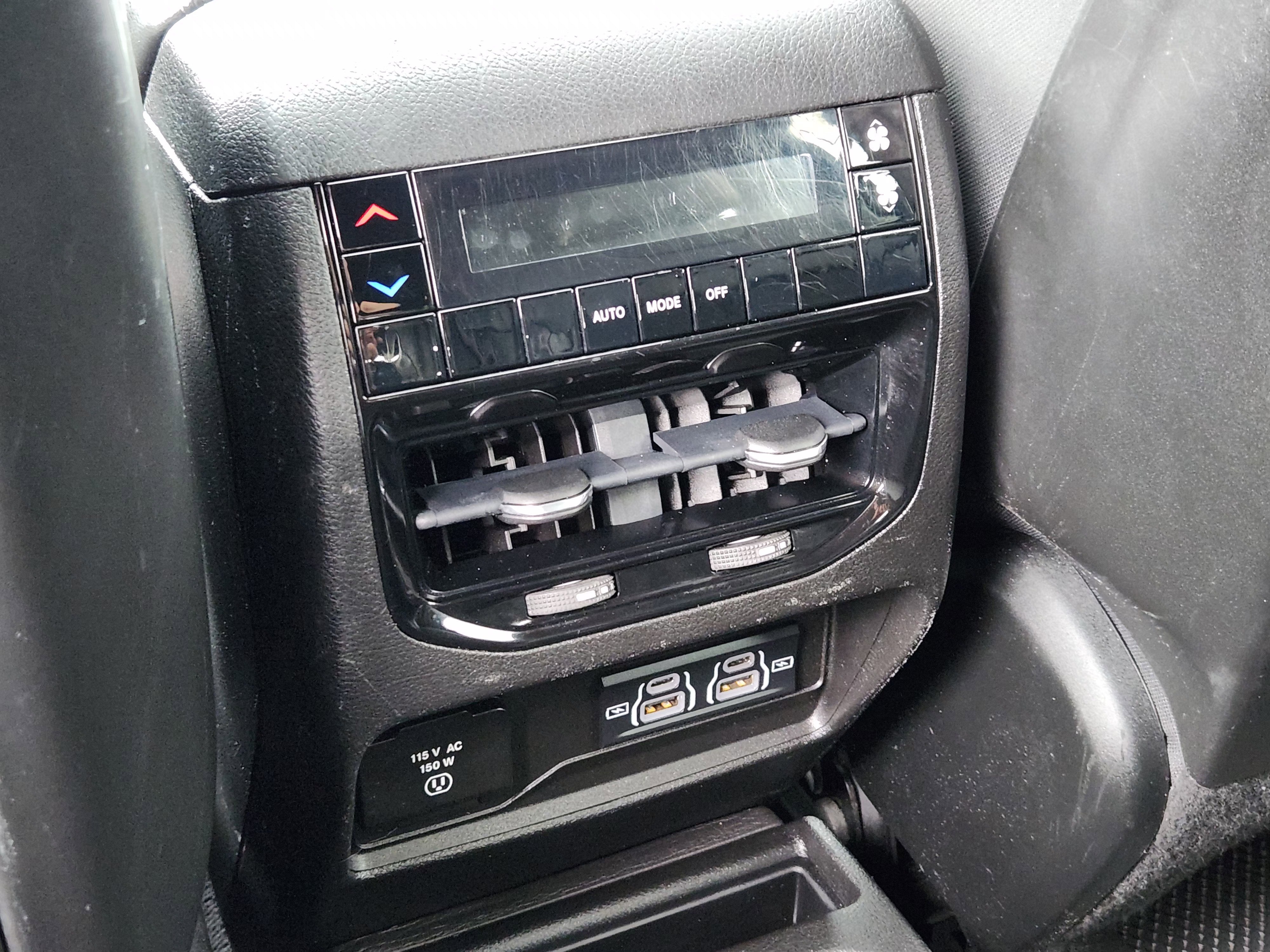 2021 Jeep Grand Cherokee L Altitude 4x2