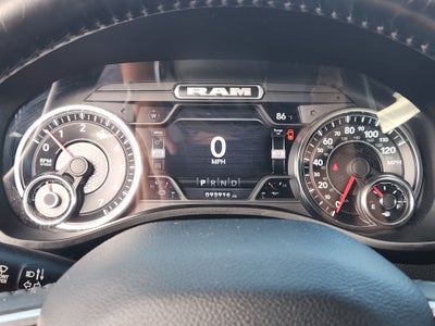 2023 RAM 1500 Laramie Crew Cab 4x4 5'7" Box