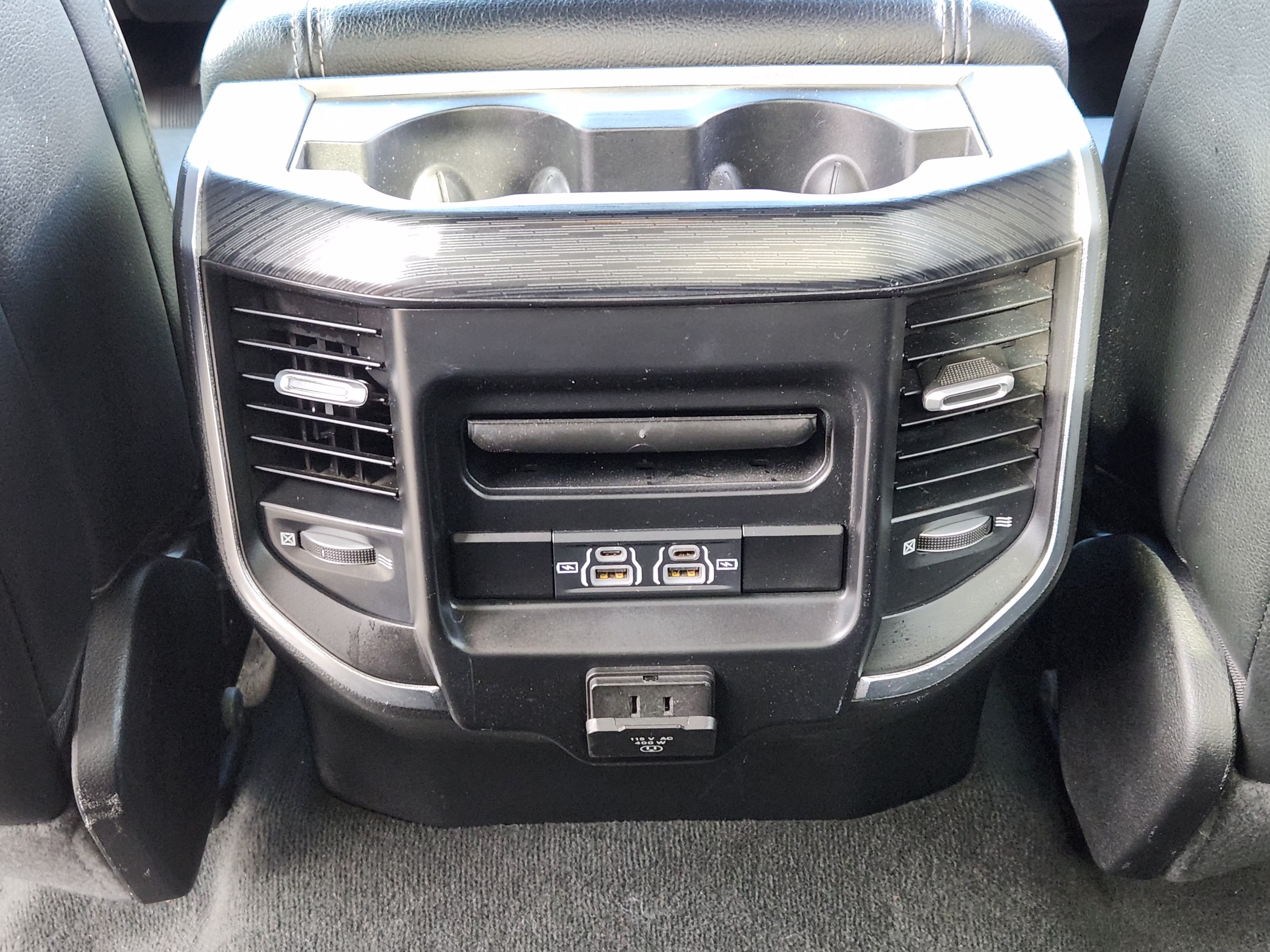 2023 RAM 1500 Laramie Crew Cab 4x4 5'7" Box