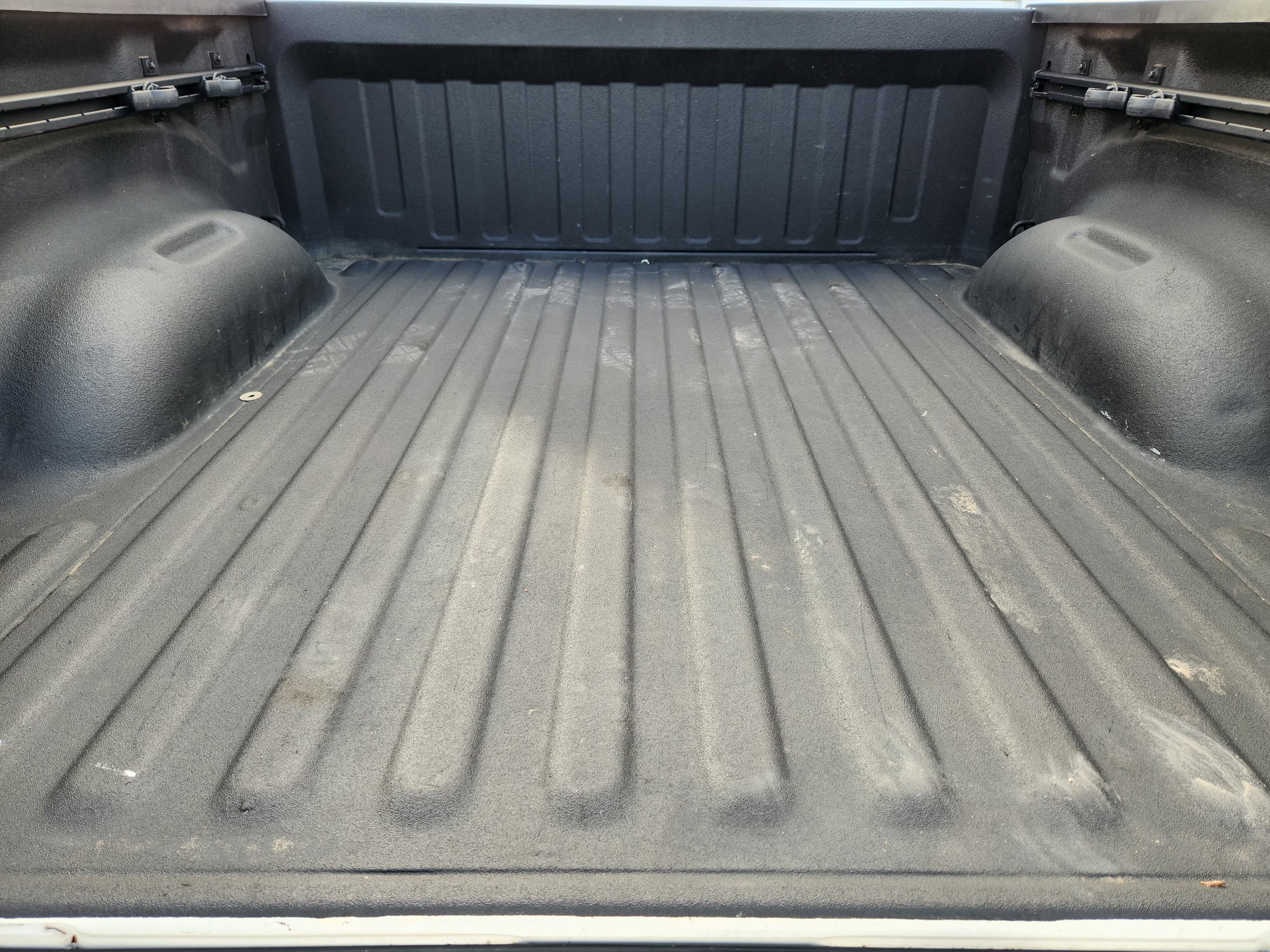 2023 RAM 1500 Laramie Crew Cab 4x4 5'7" Box
