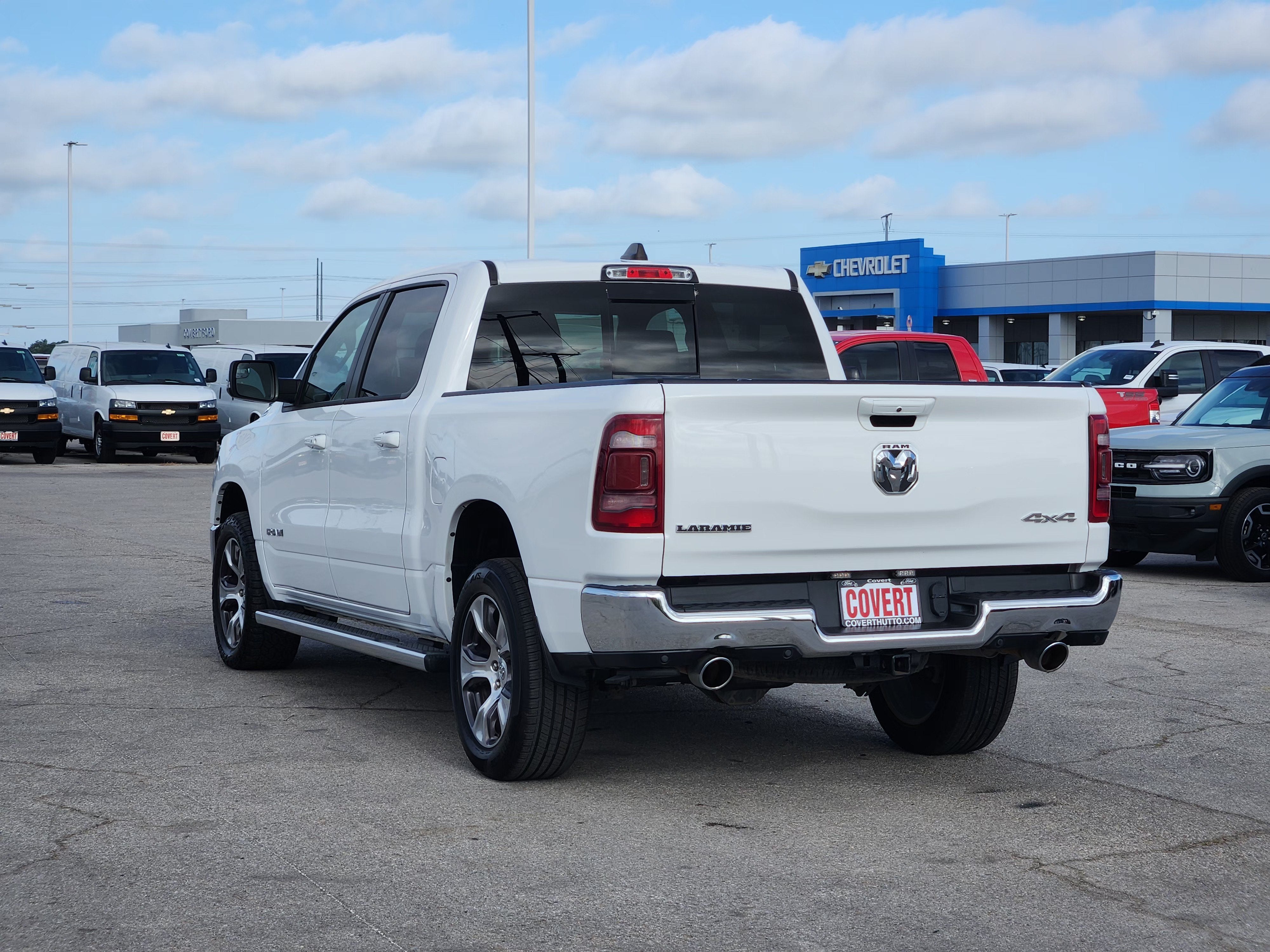2023 RAM 1500 Laramie Crew Cab 4x4 5'7" Box