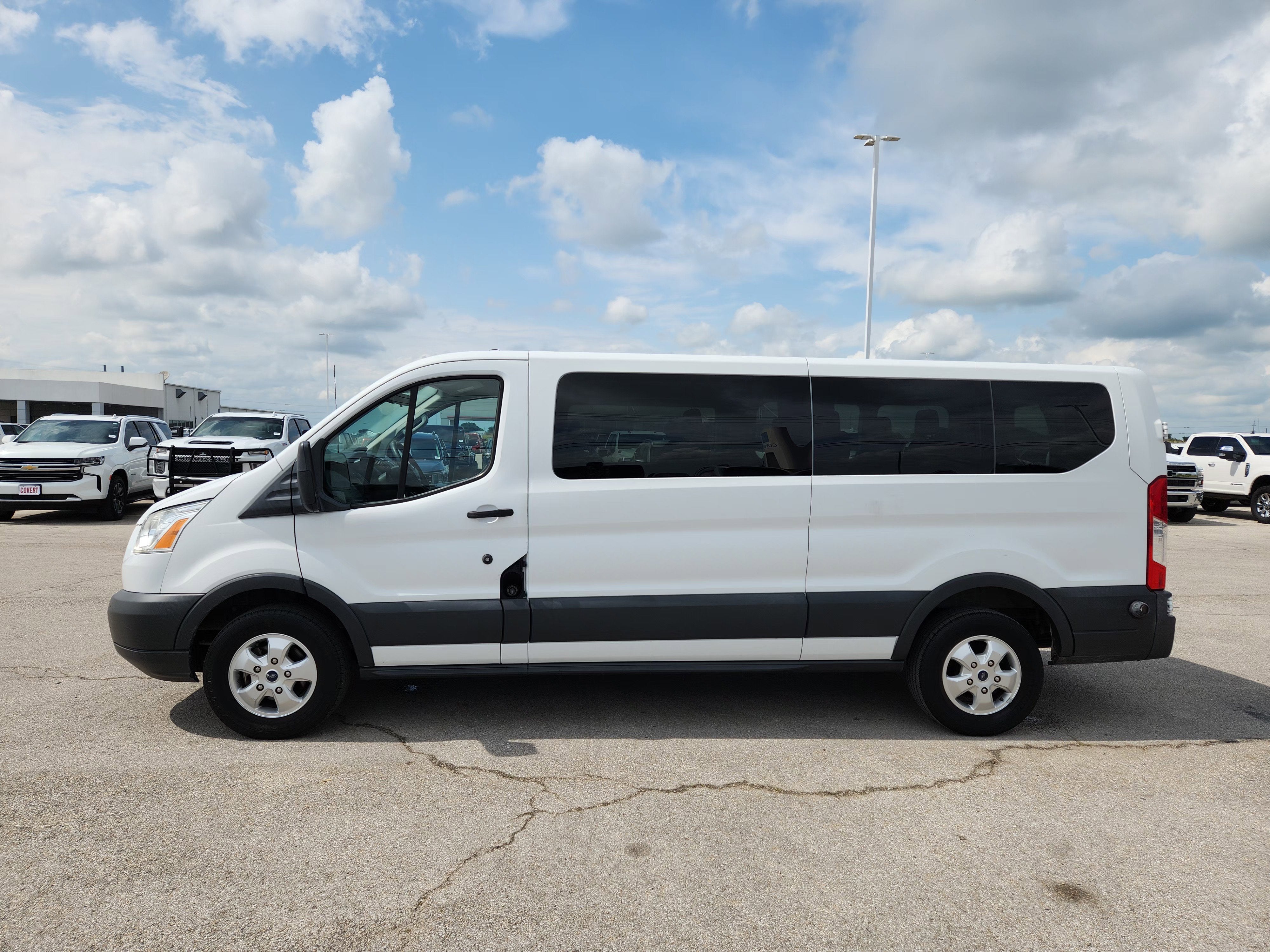 2018 Ford Transit Passenger Wagon XL