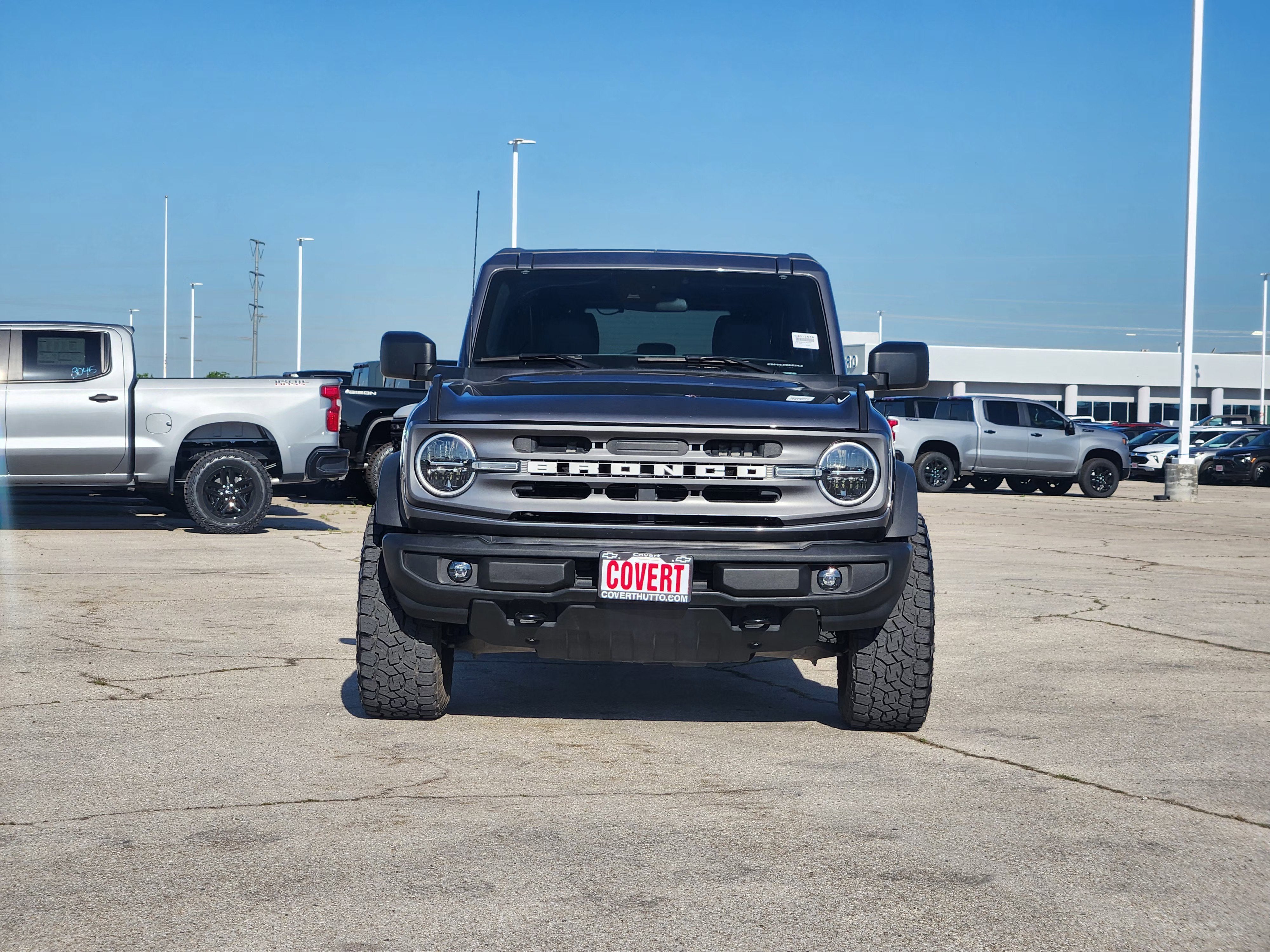 2023 Ford Bronco Base