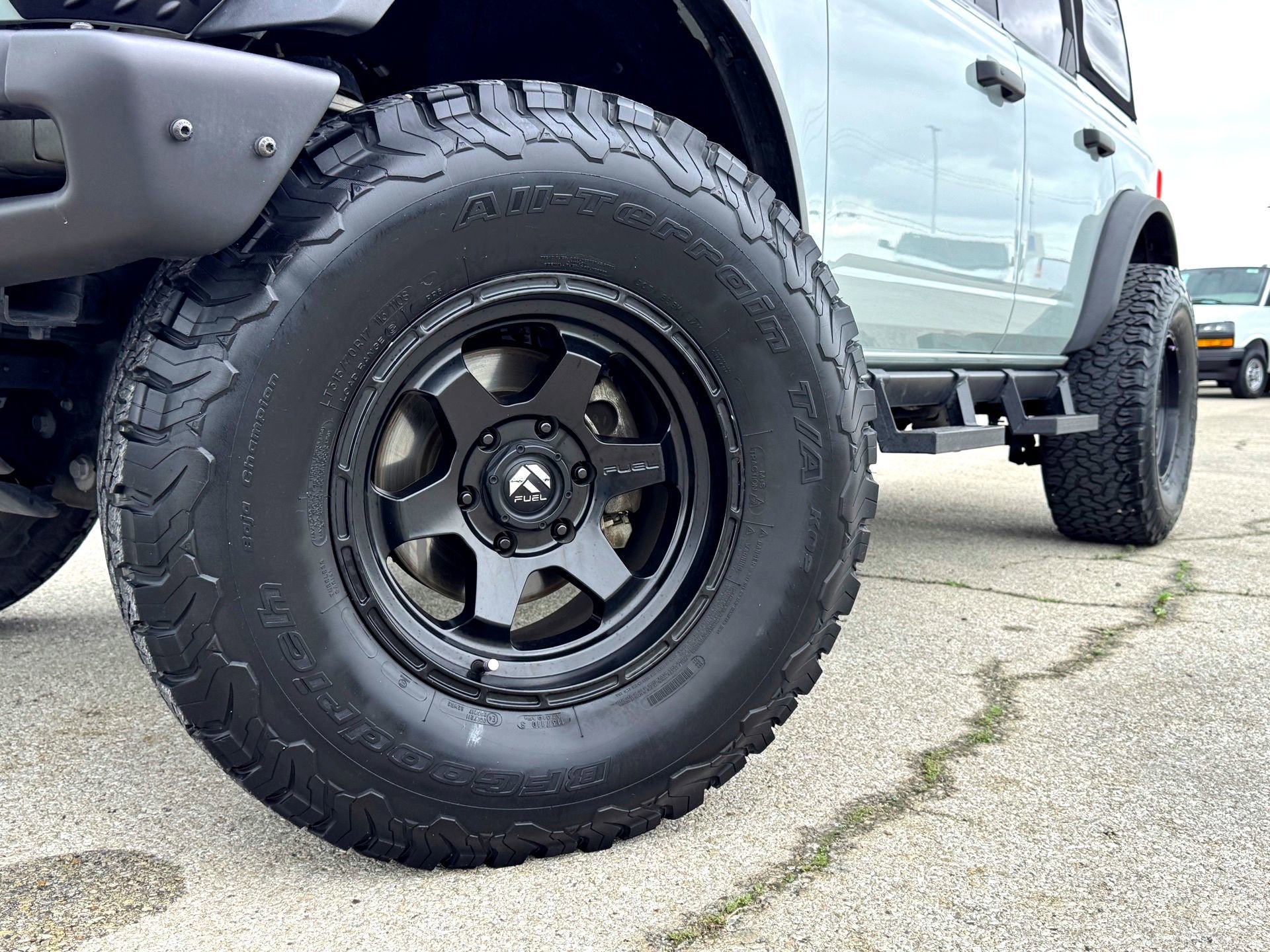 2021 Ford Bronco Base
