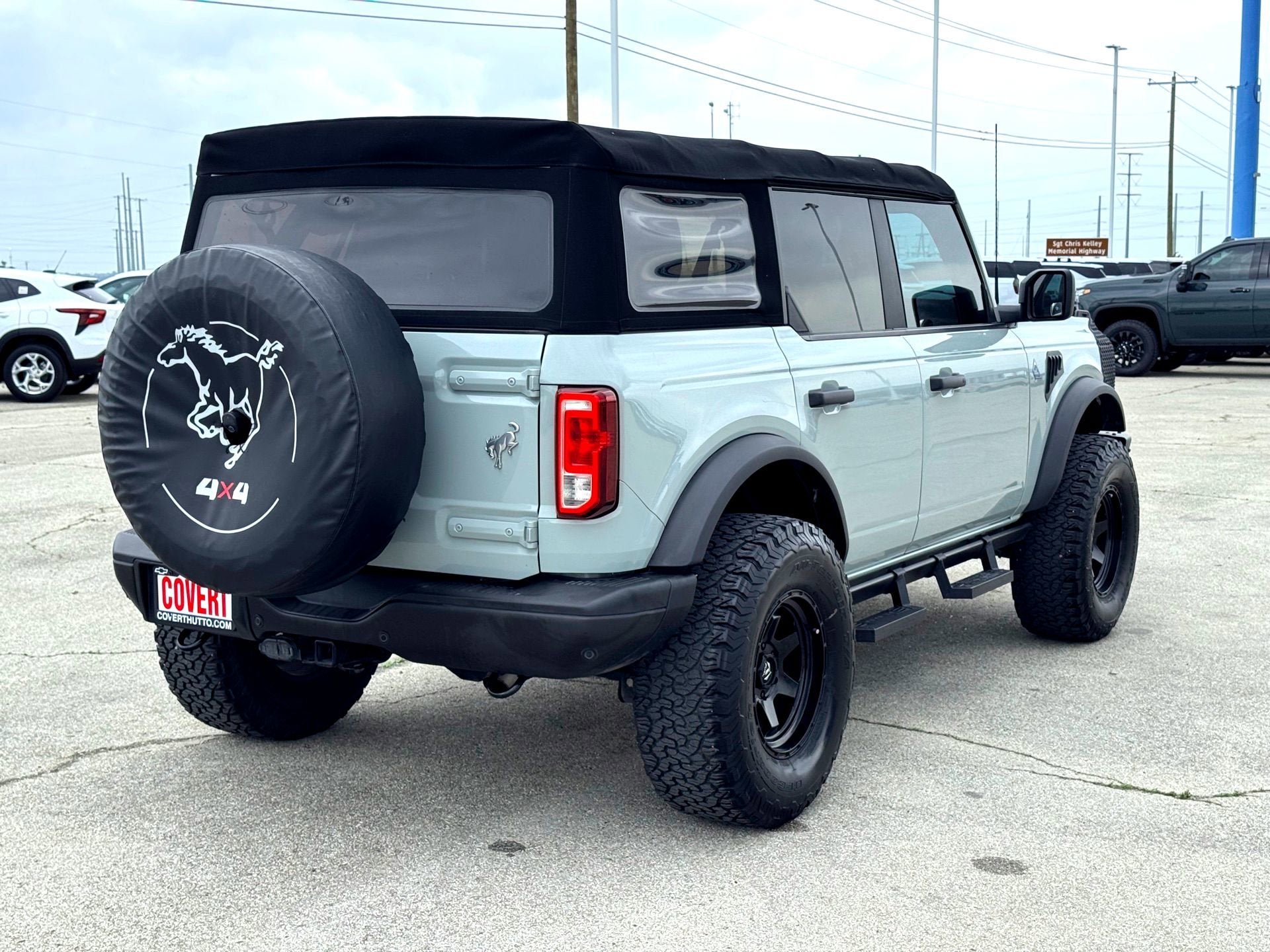 2021 Ford Bronco Base