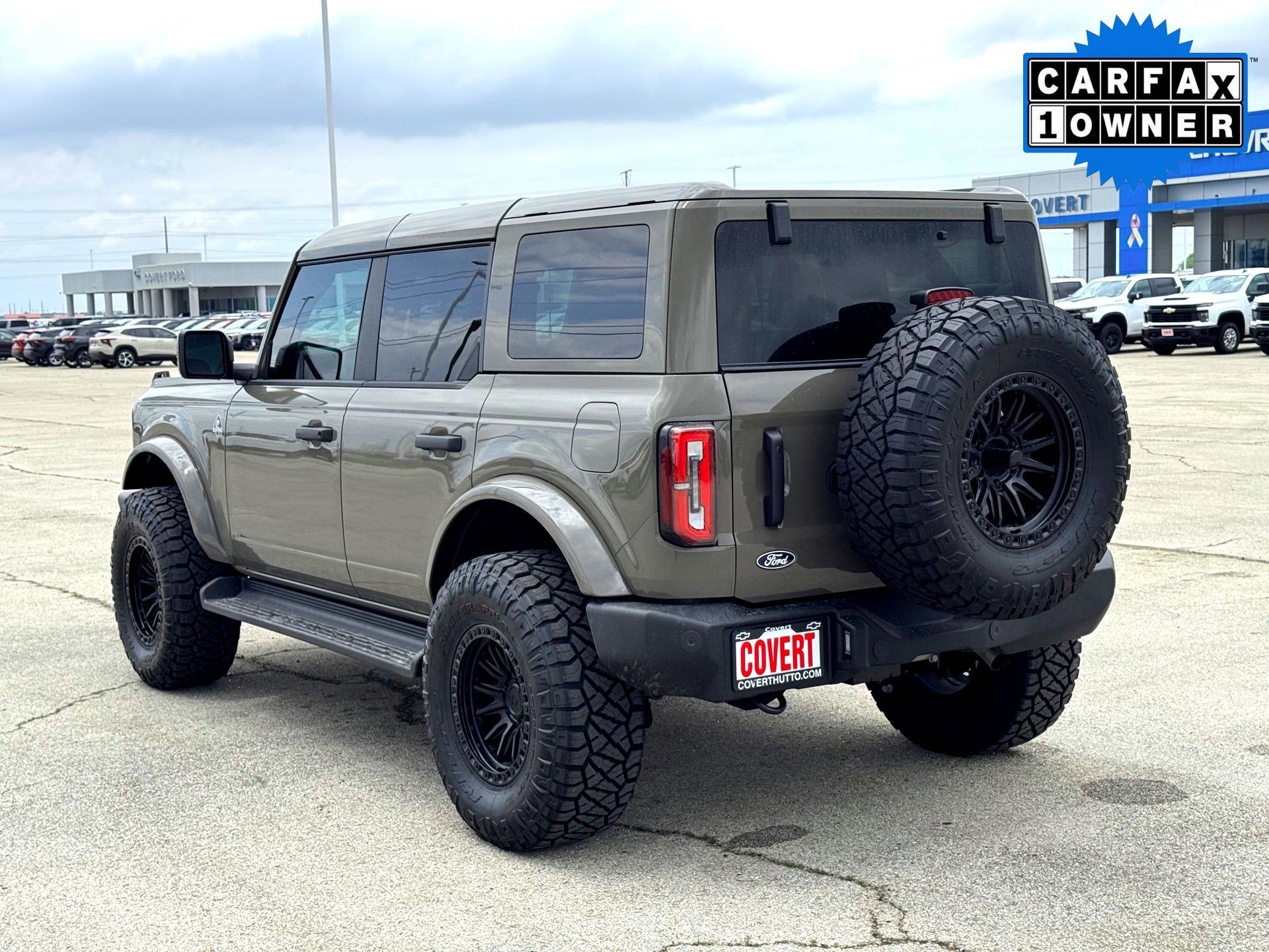 2026 Ford Bronco Outer Banks