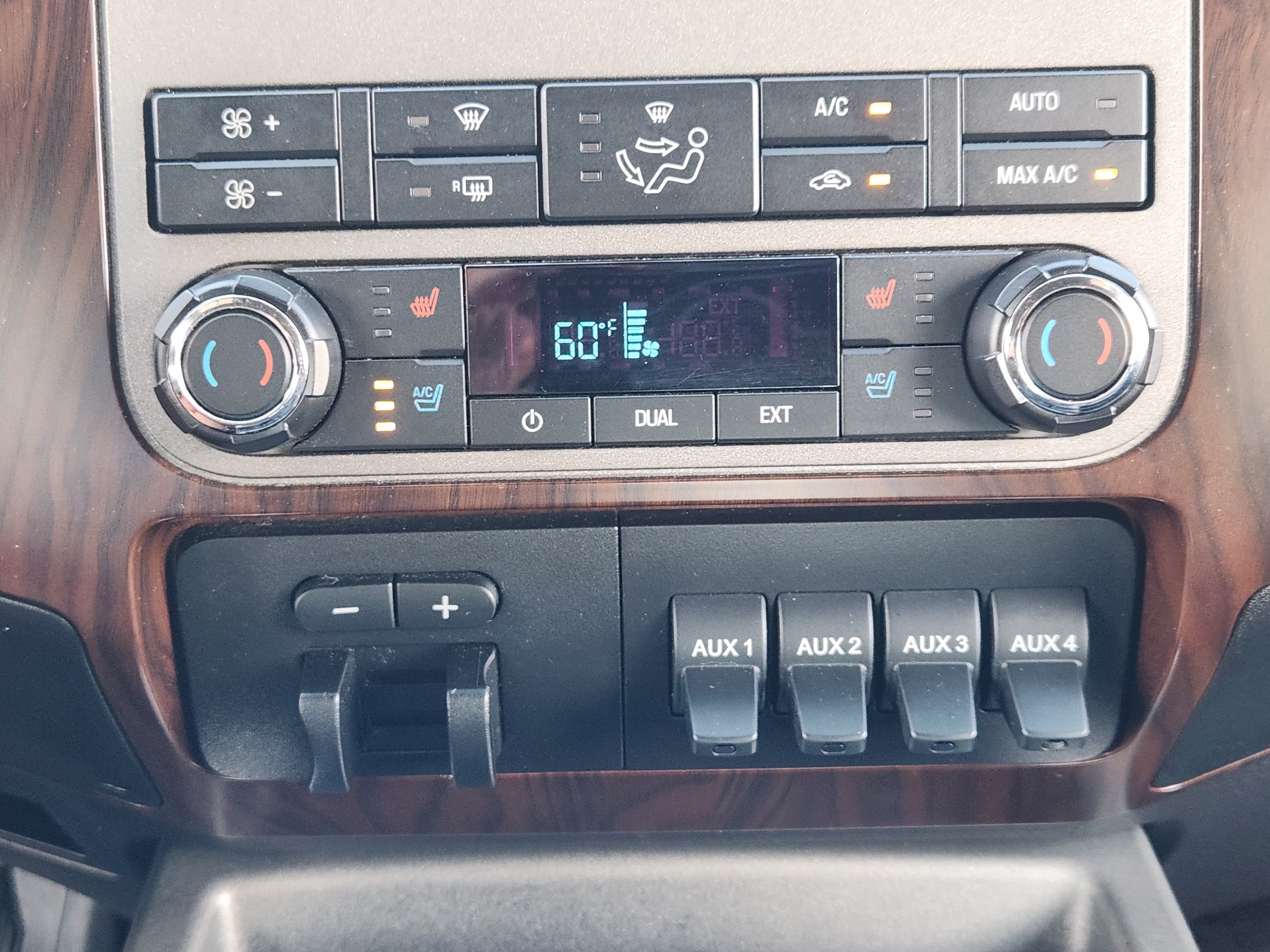 2012 Ford Super Duty F-250 SRW XL