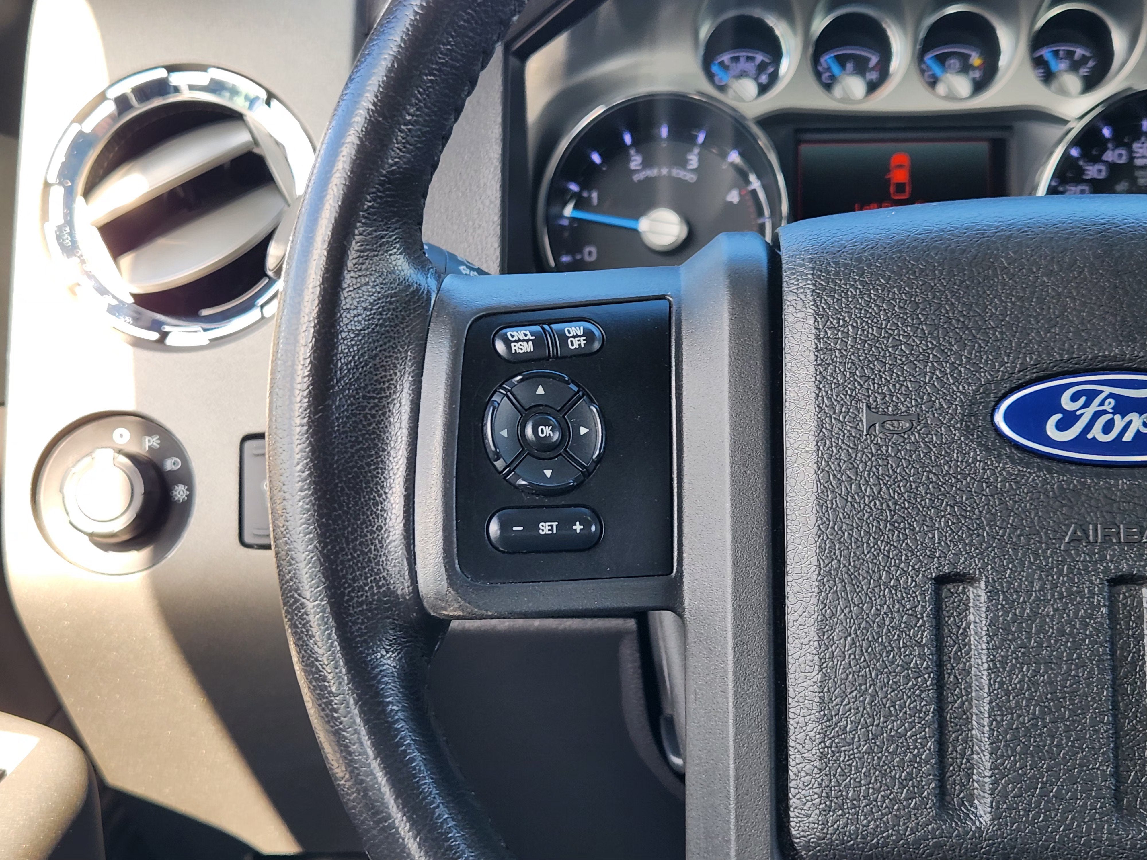 2012 Ford Super Duty F-250 SRW XL