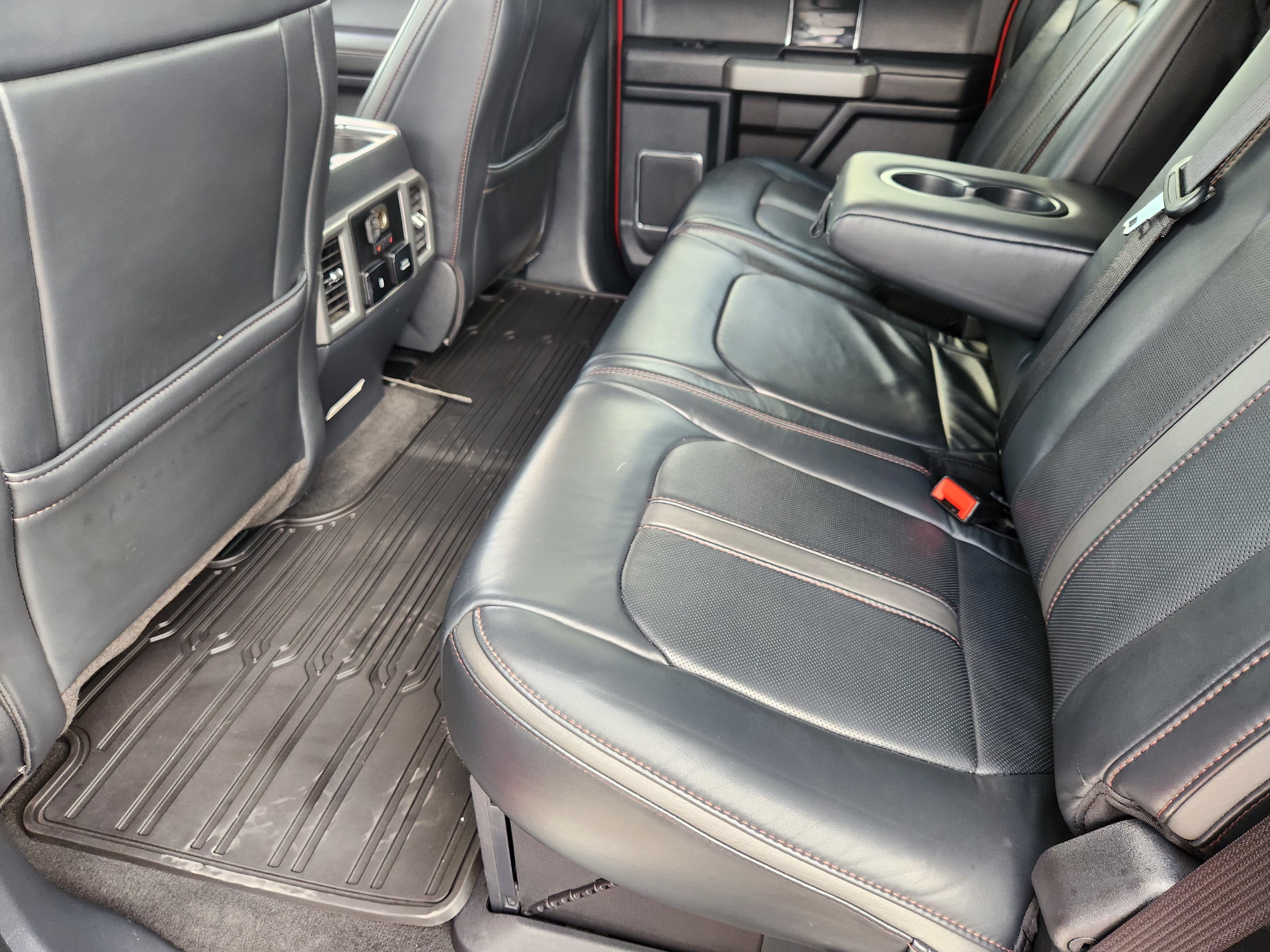 2022 Ford F-250 Platinum