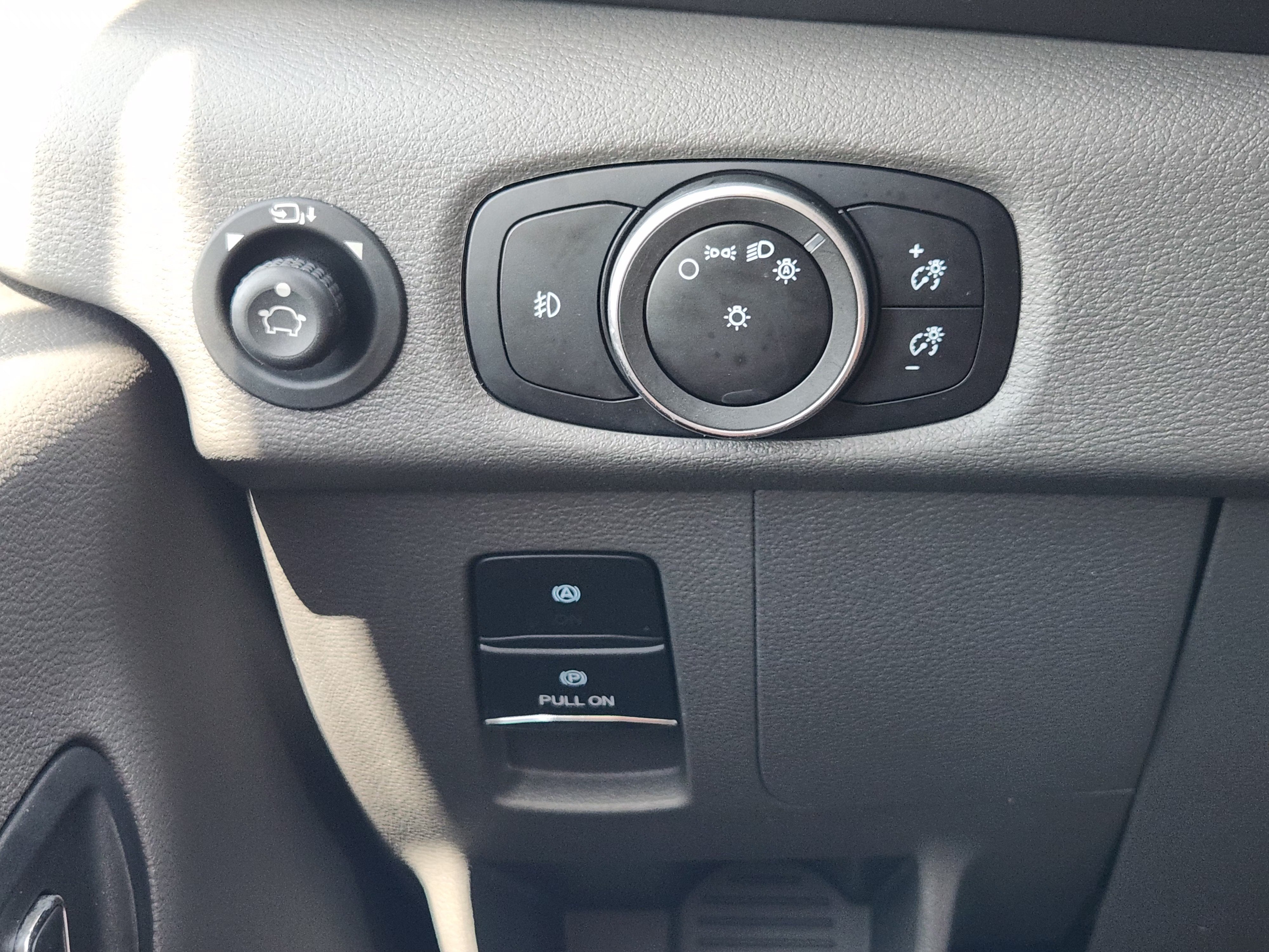 2022 Ford E-Transit-350 Cargo Van Base