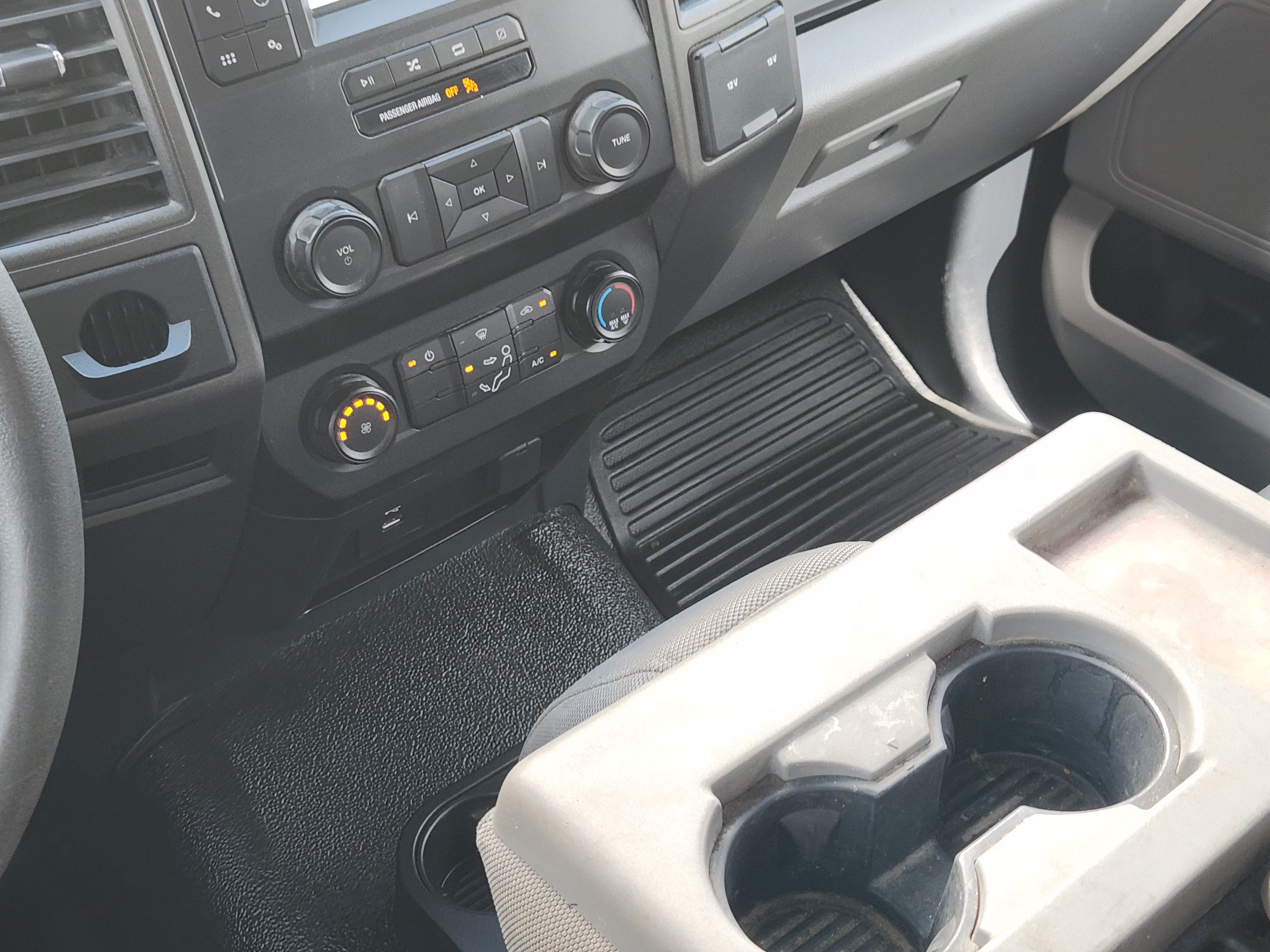 2022 Ford Super Duty F-350 SRW XL