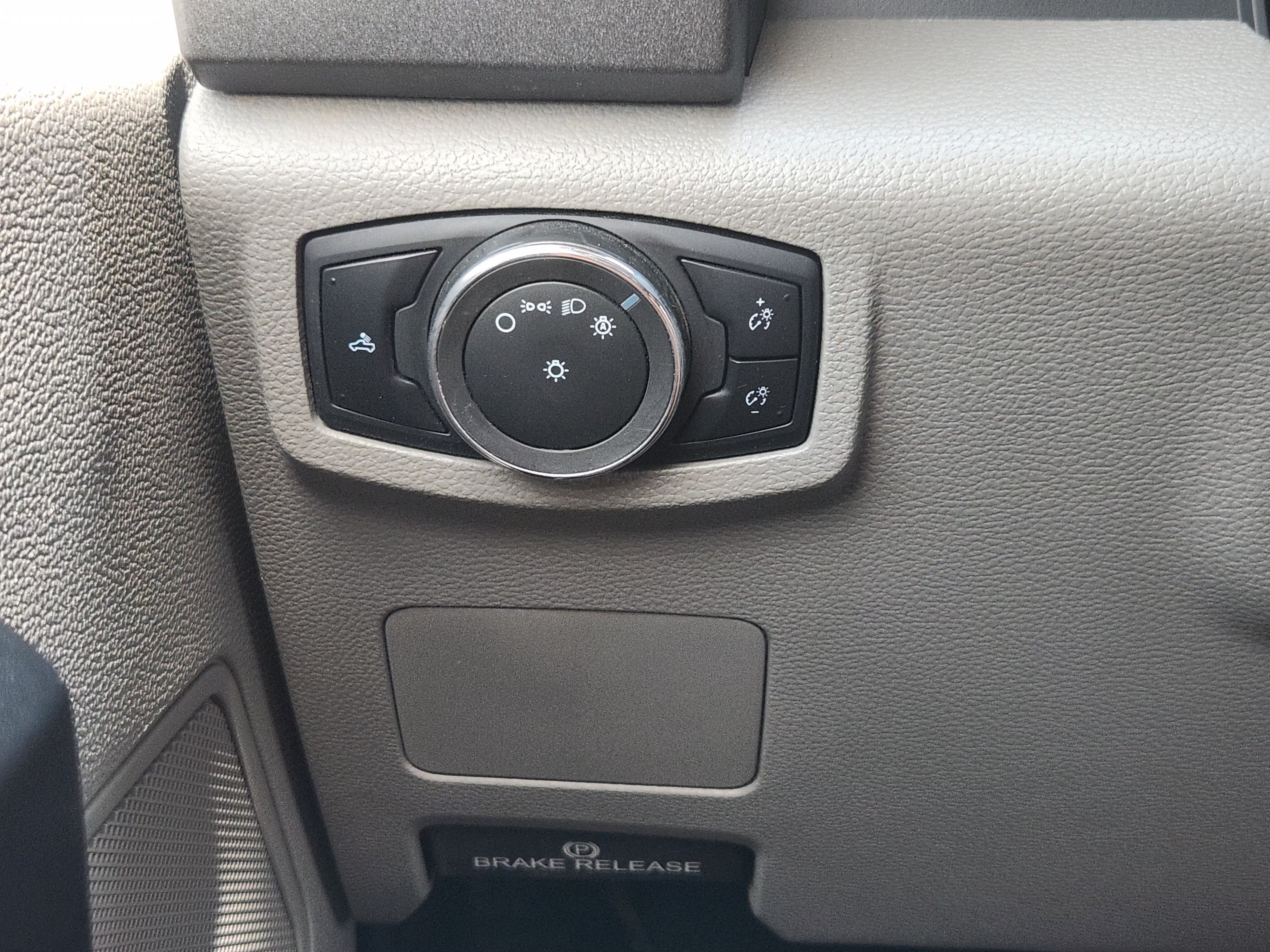 2022 Ford Super Duty F-350 SRW XL