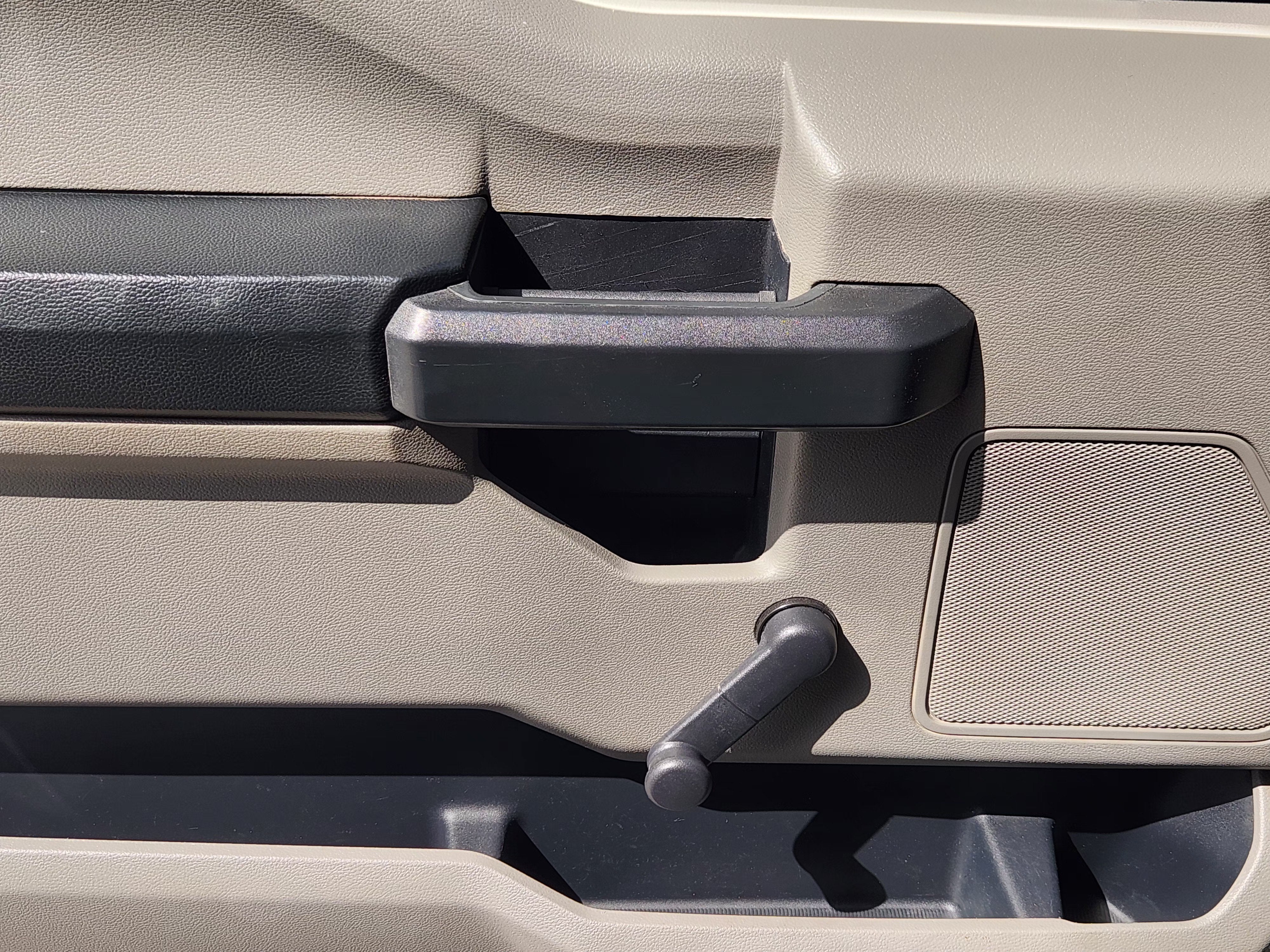 2022 Ford Super Duty F-350 SRW XL