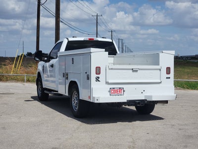2022 Ford Super Duty F-350 SRW XL