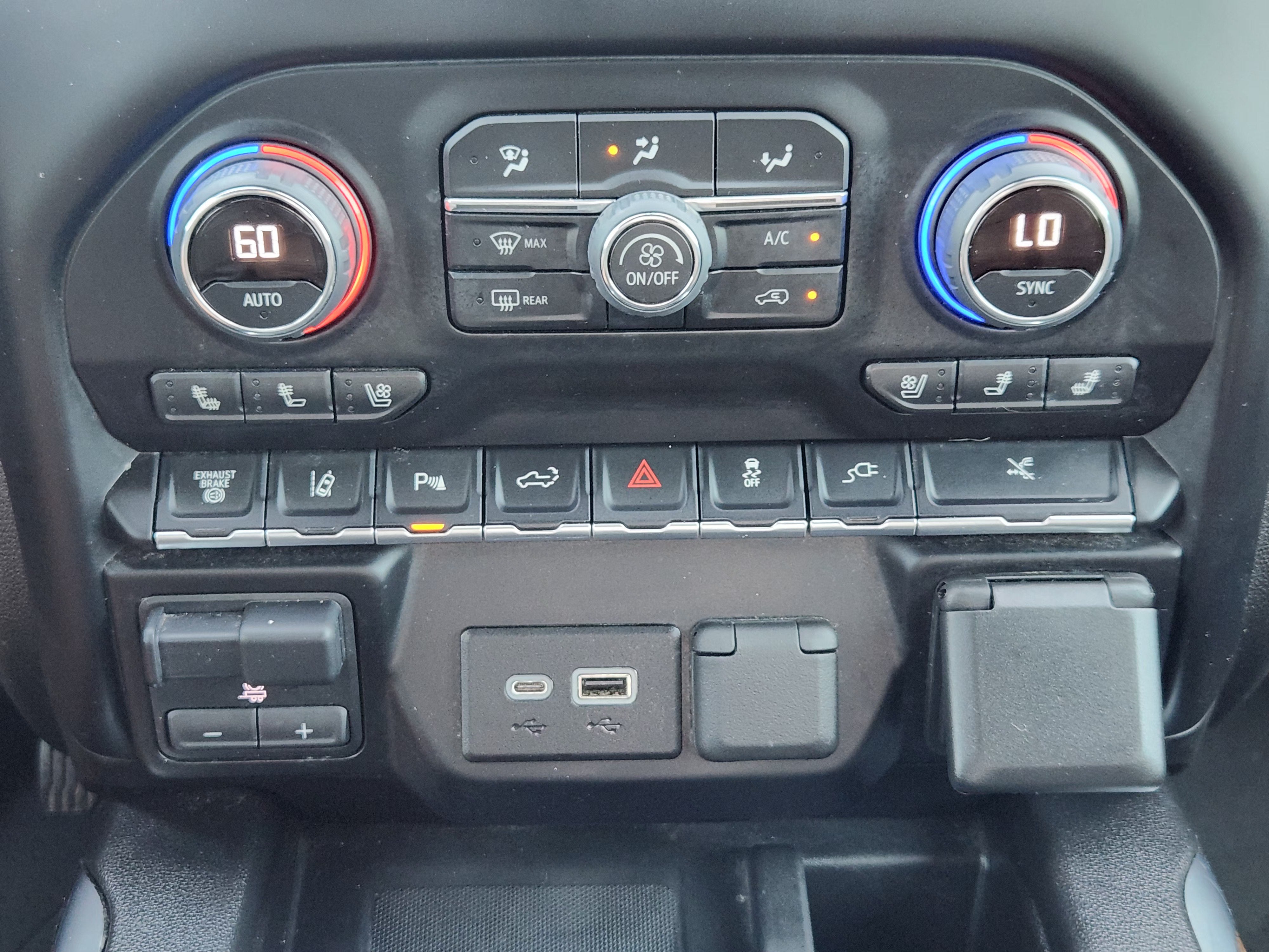 2023 Chevrolet Silverado 3500 HD High Country