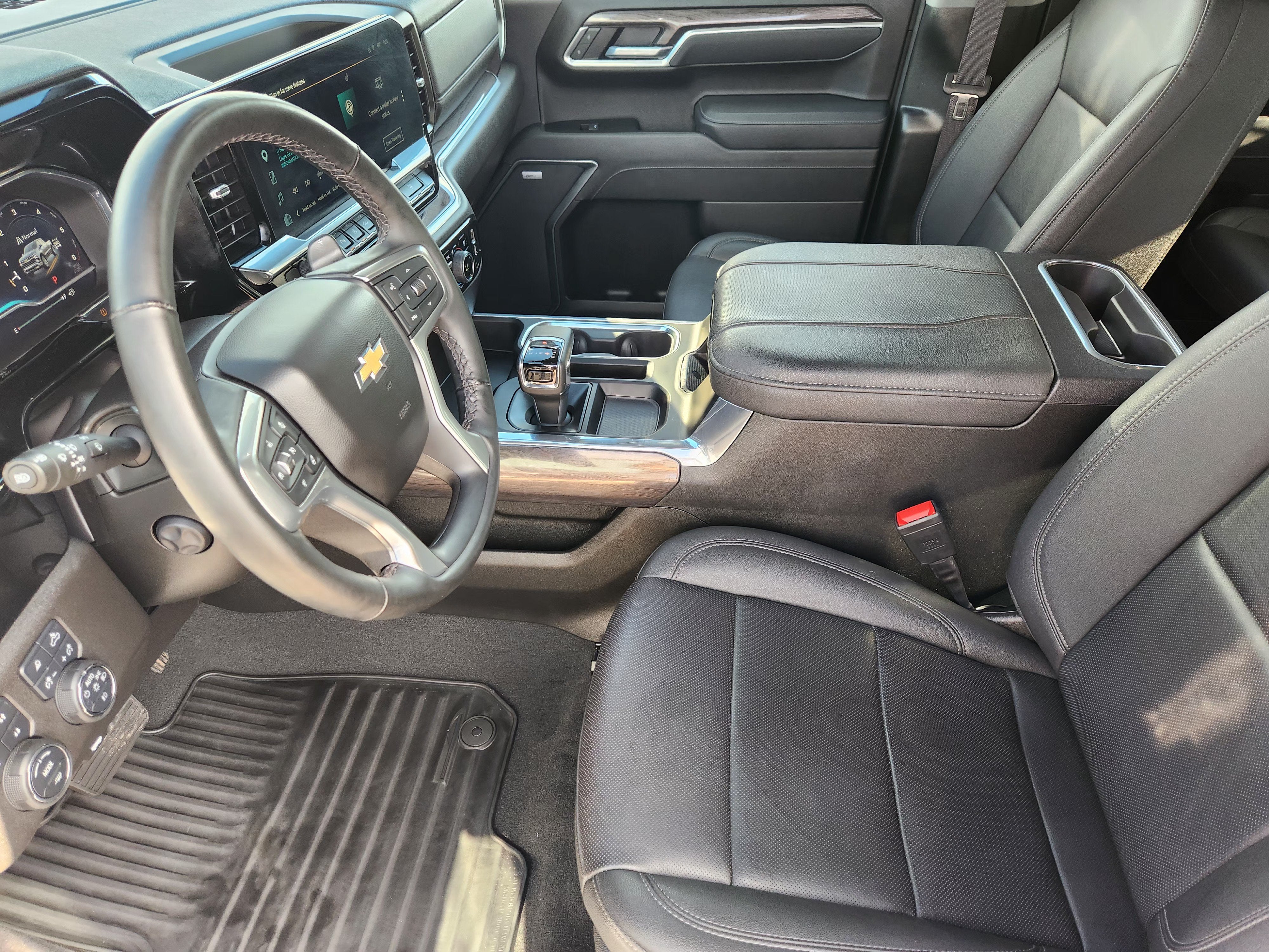 2025 Chevrolet Silverado 1500 LTZ