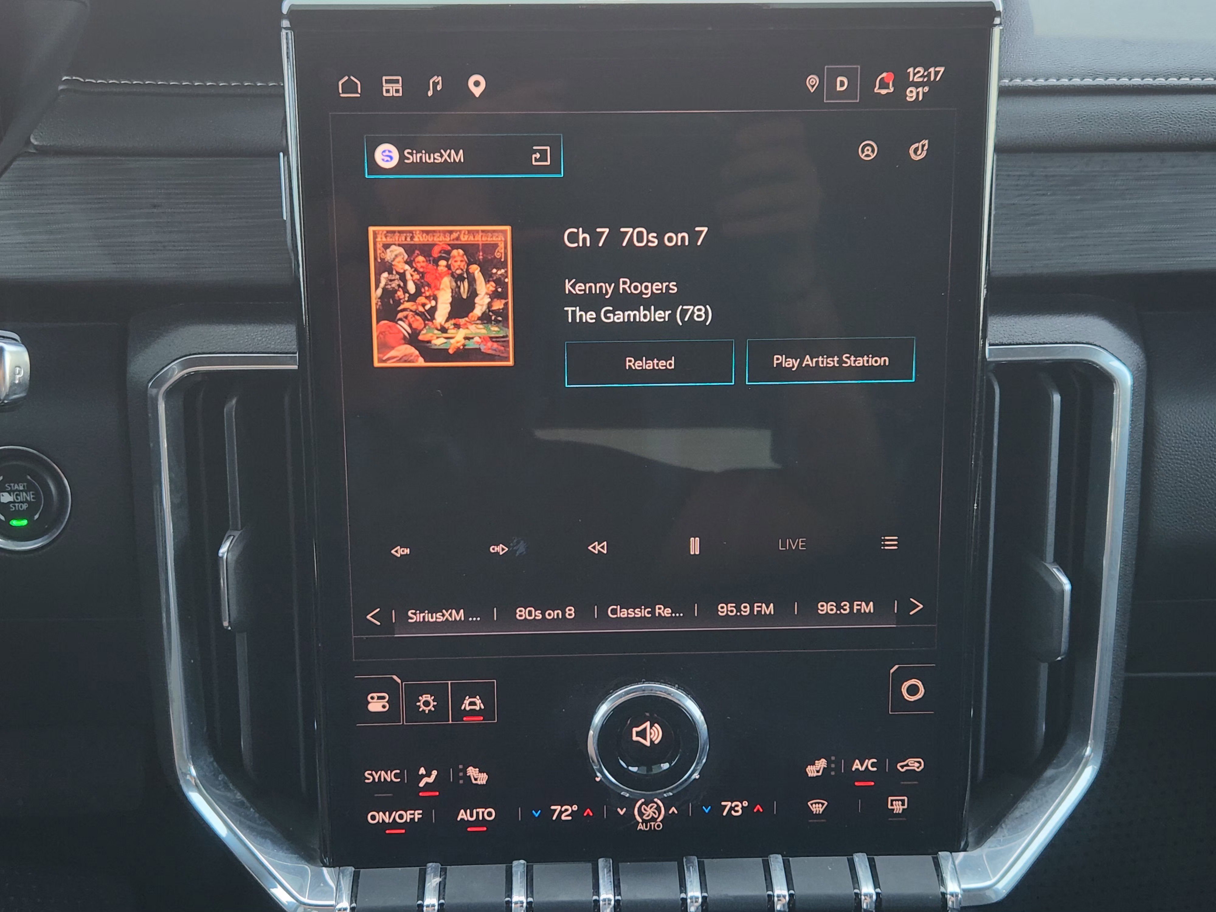 2024 GMC Acadia Elevation