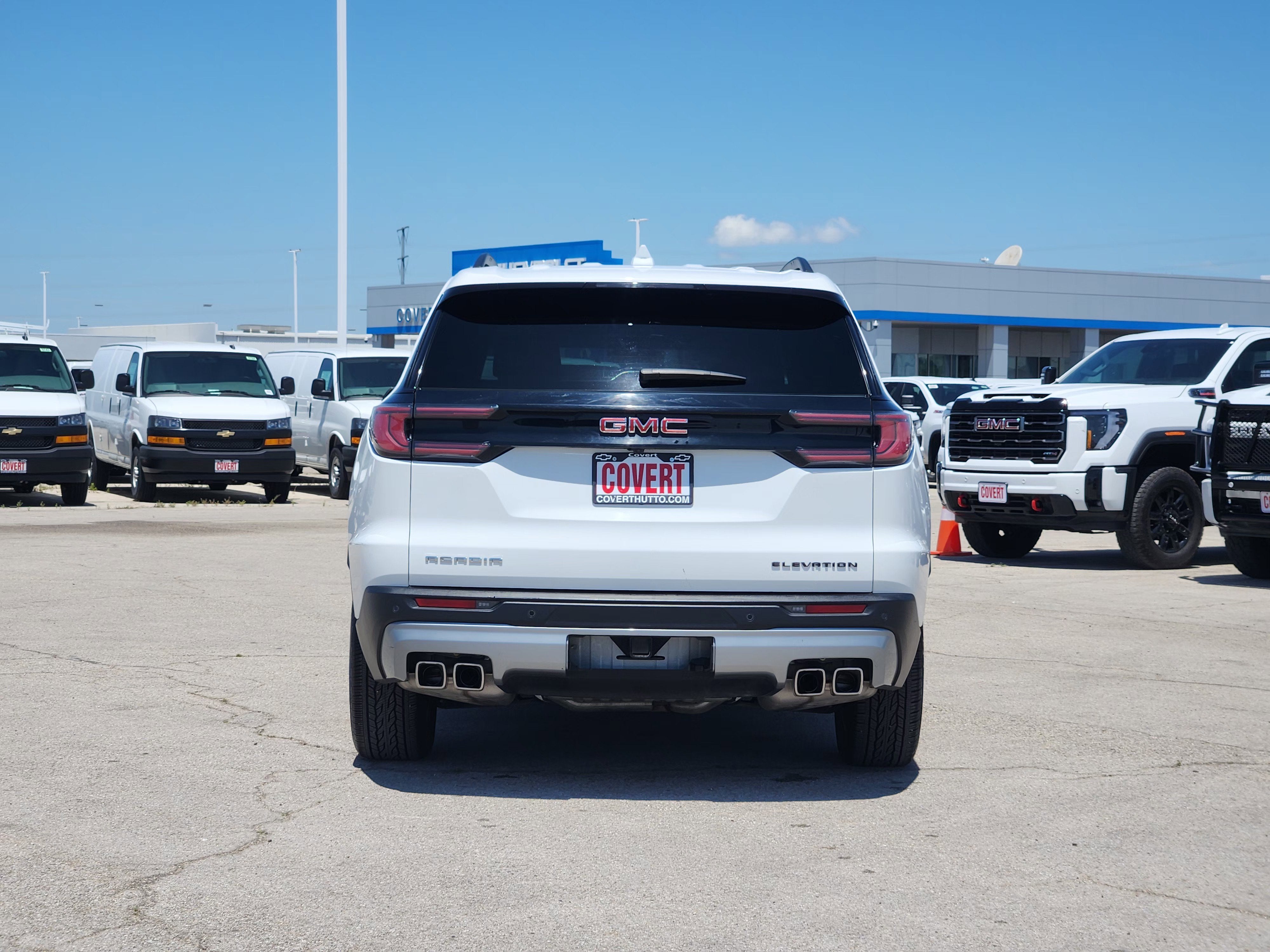 2024 GMC Acadia Elevation