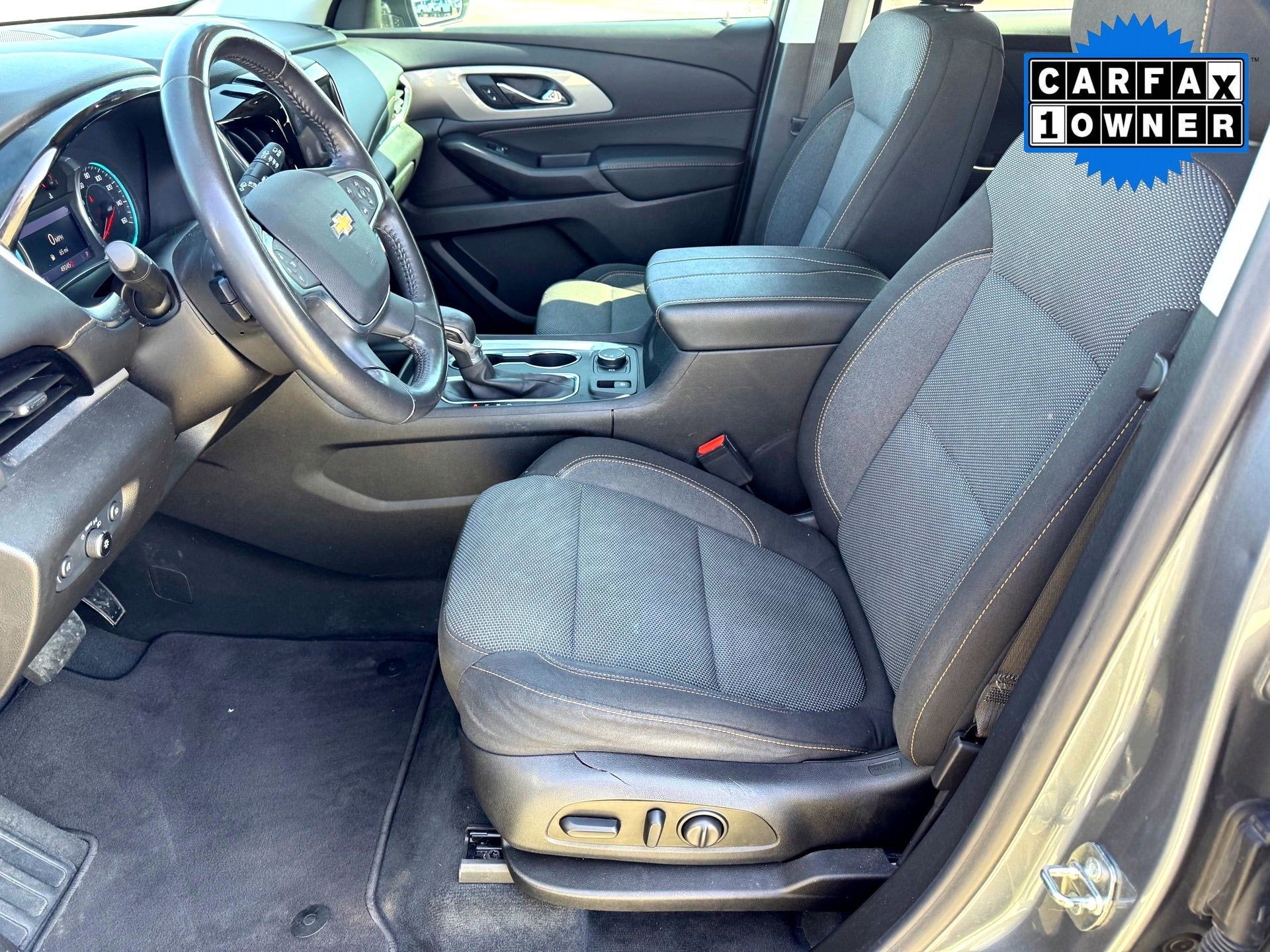 2021 Chevrolet Traverse LT Cloth