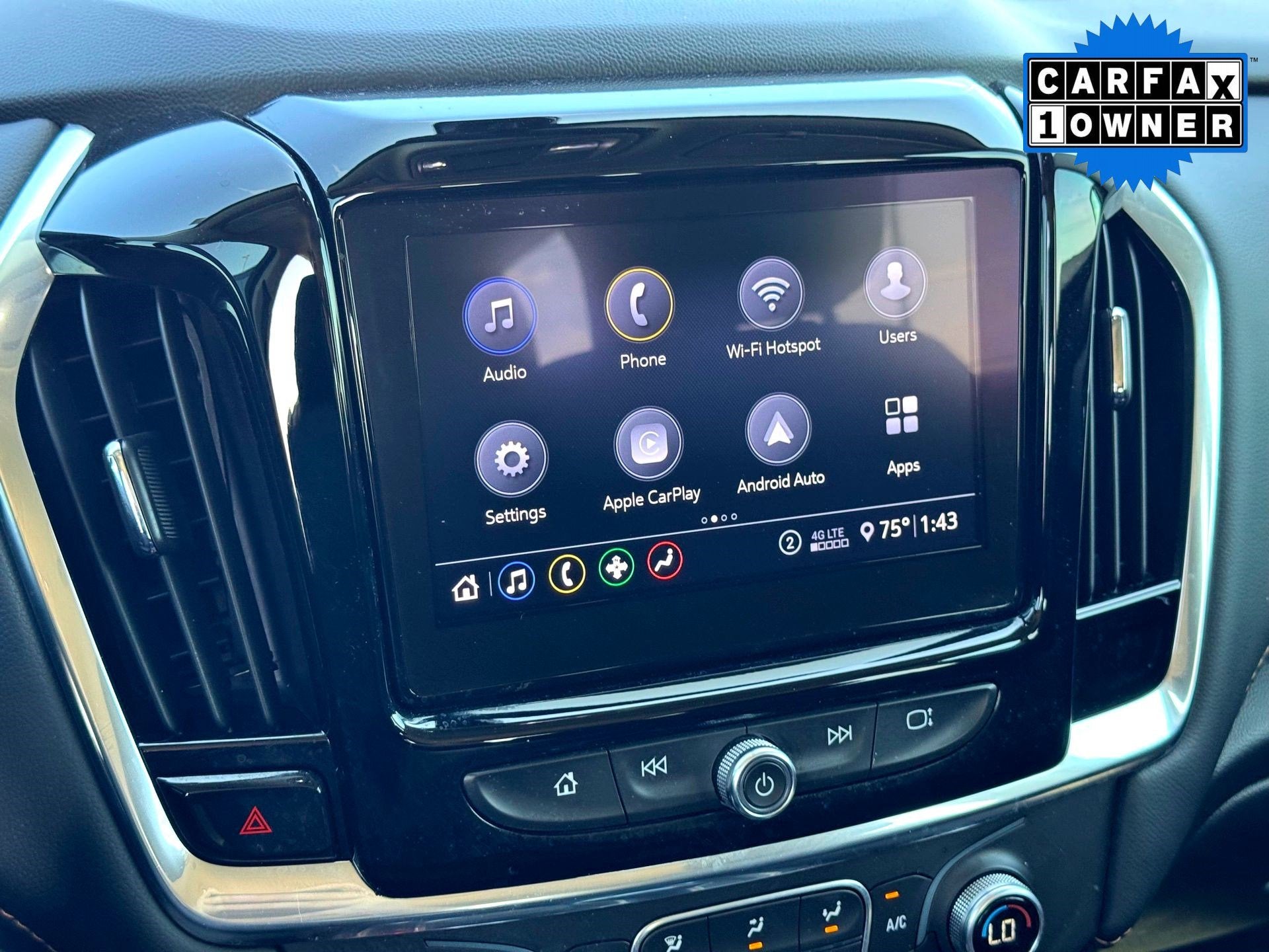 2021 Chevrolet Traverse LT Cloth