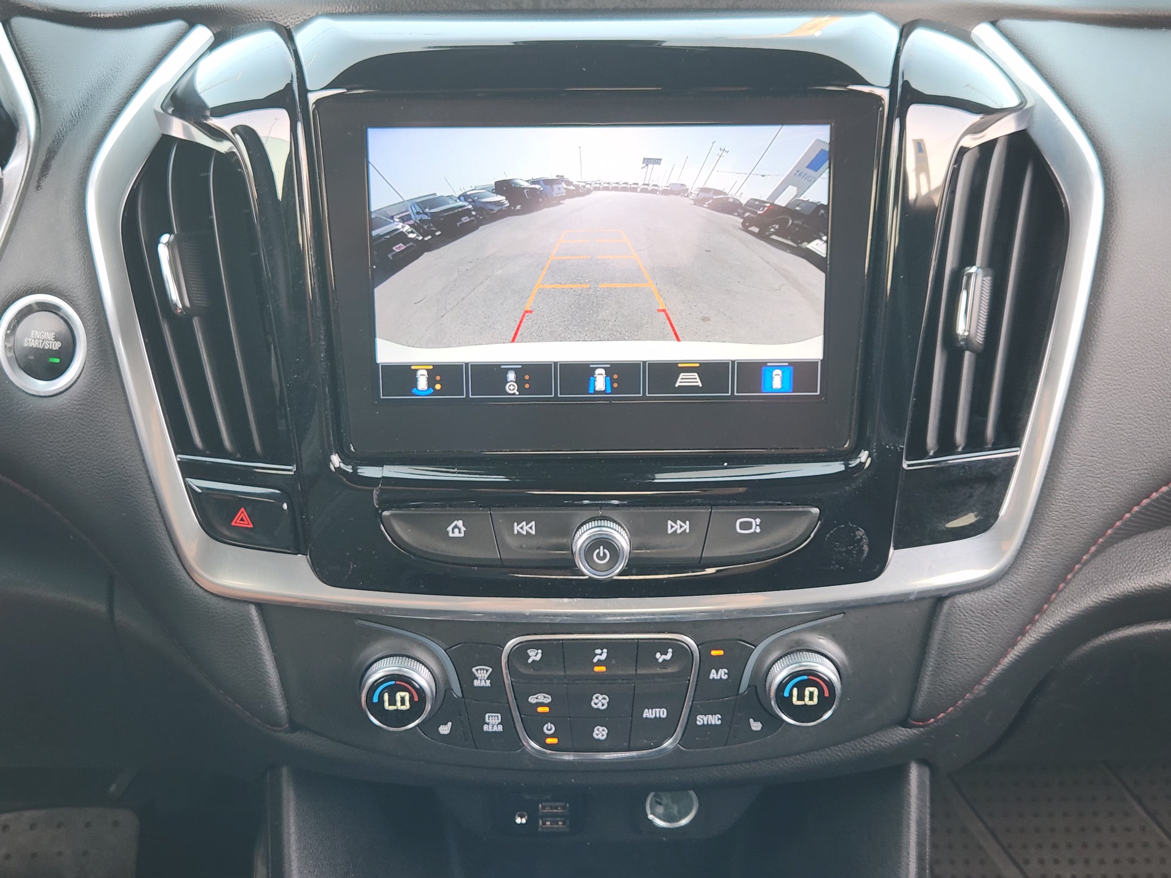 2022 Chevrolet Traverse RS