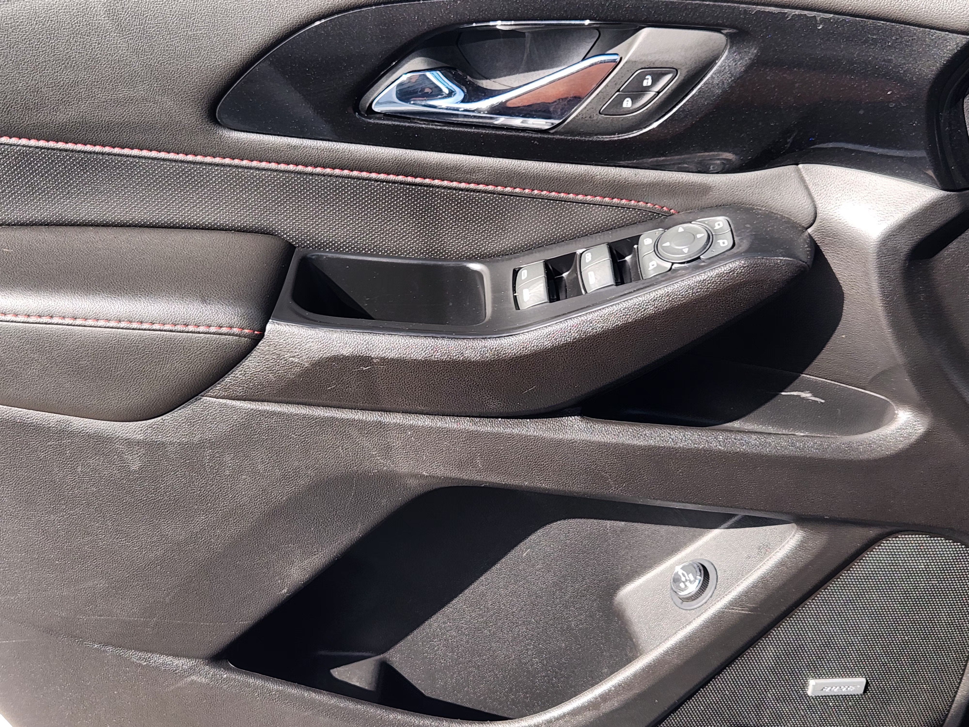 2022 Chevrolet Traverse RS