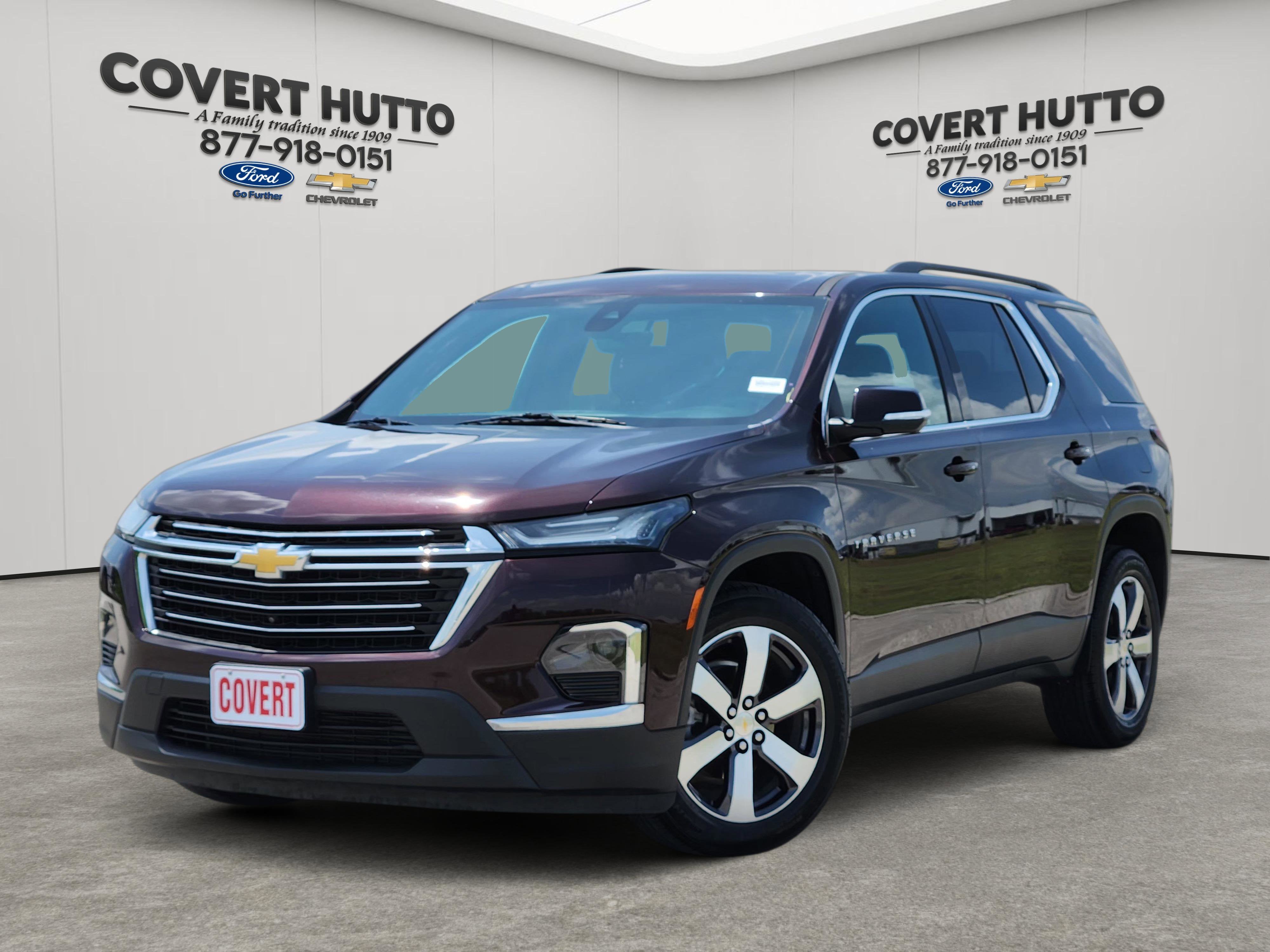 2023 Chevrolet Traverse LT Leather