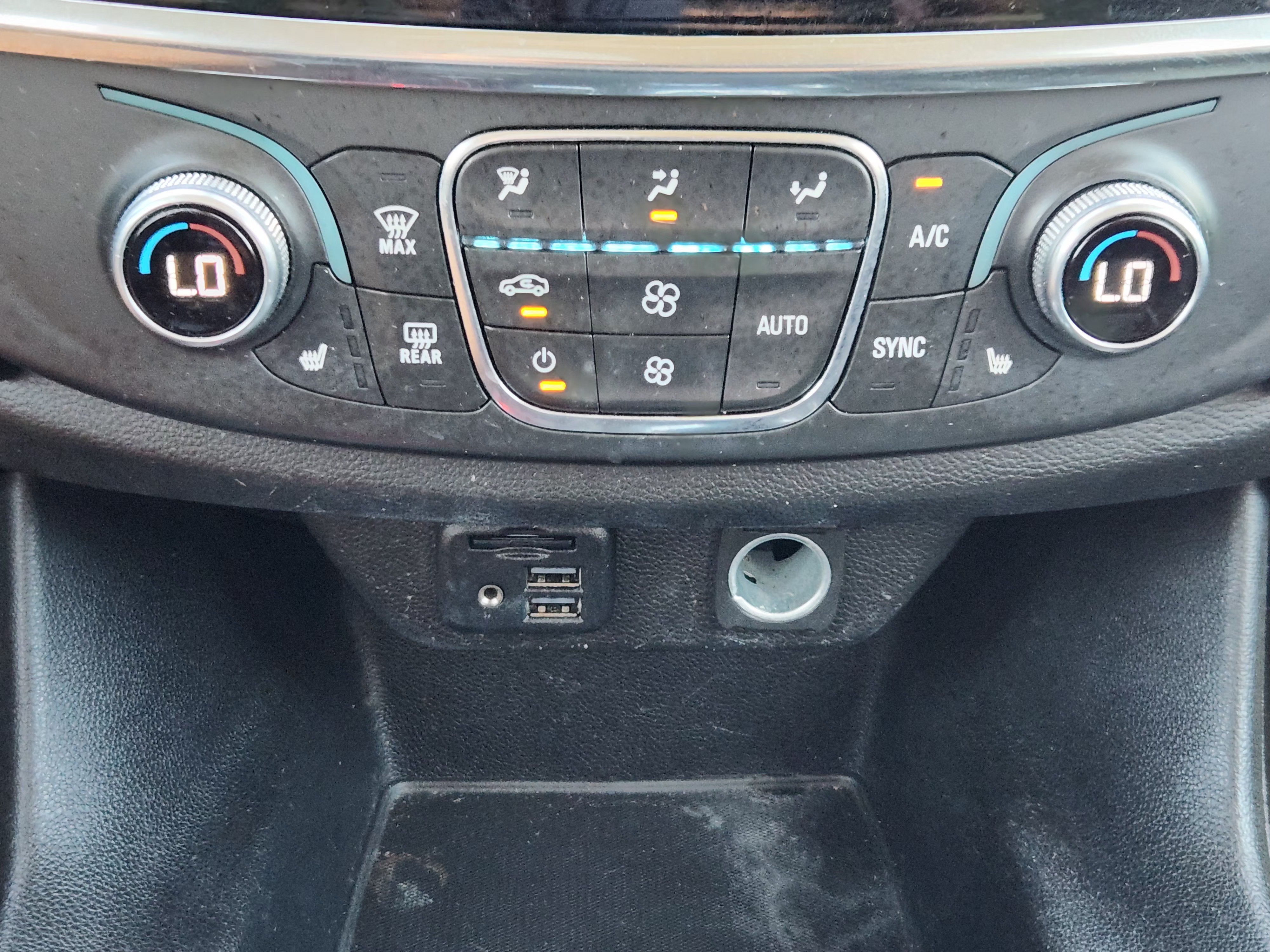 2021 Chevrolet Traverse RS