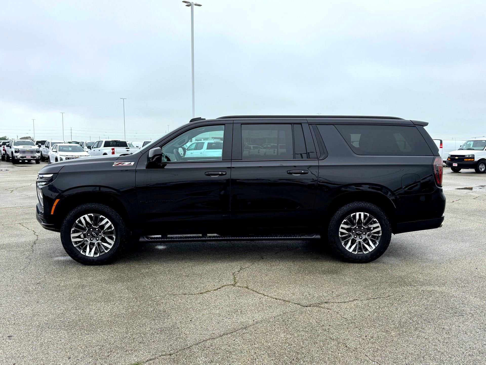 2025 Chevrolet Suburban Z71