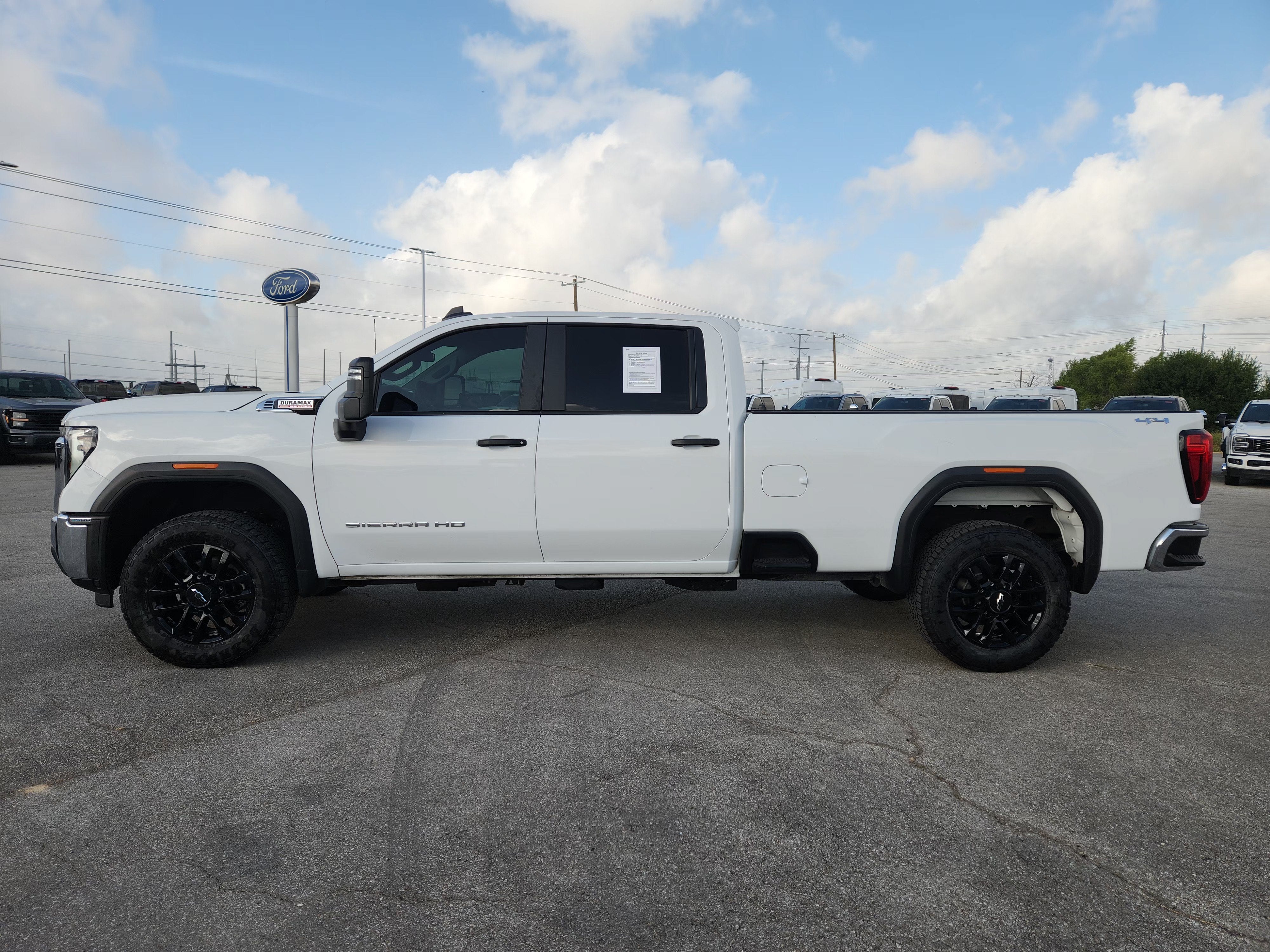 2024 GMC Sierra 2500 HD Pro