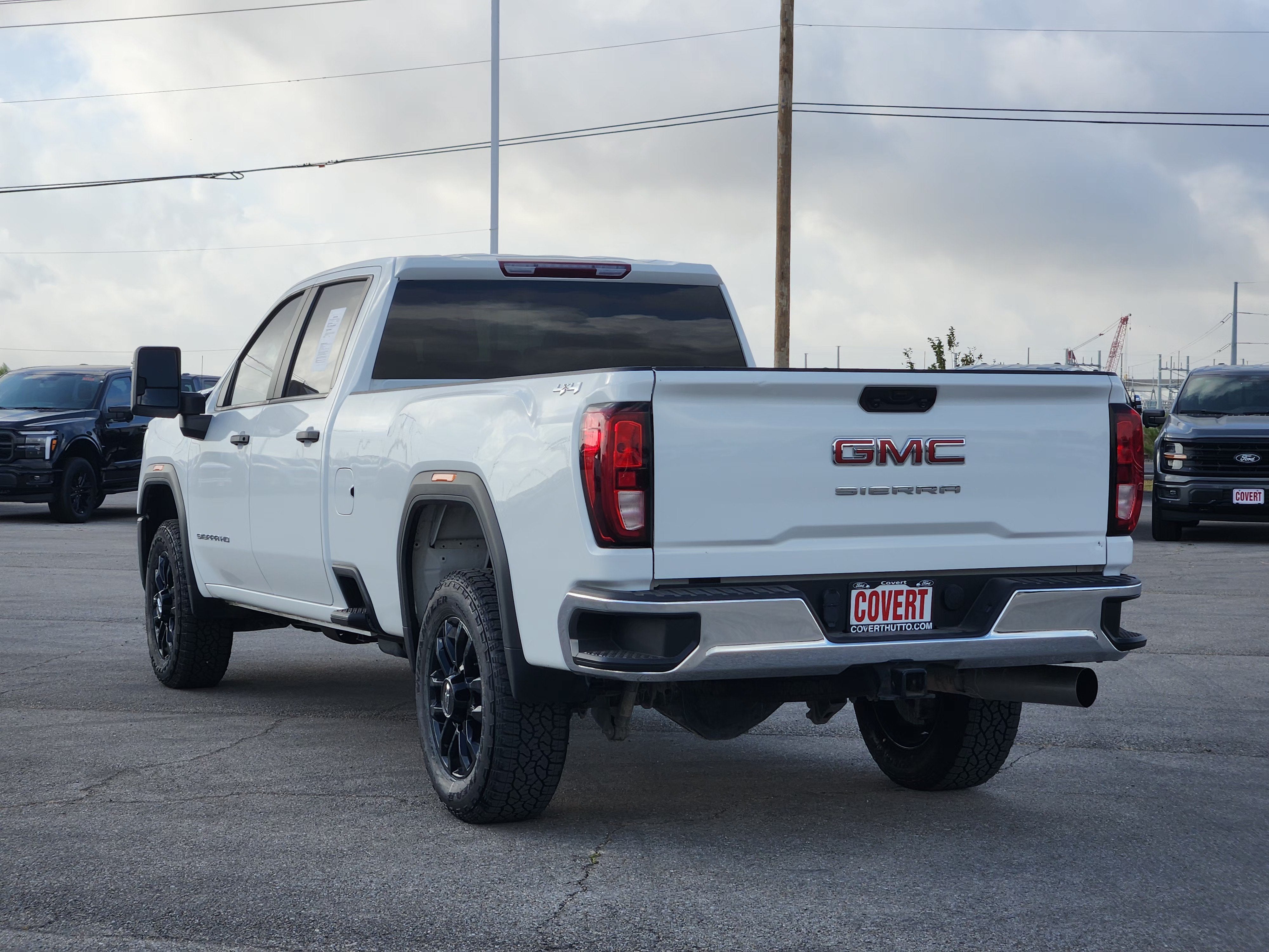 2024 GMC Sierra 2500 HD Pro