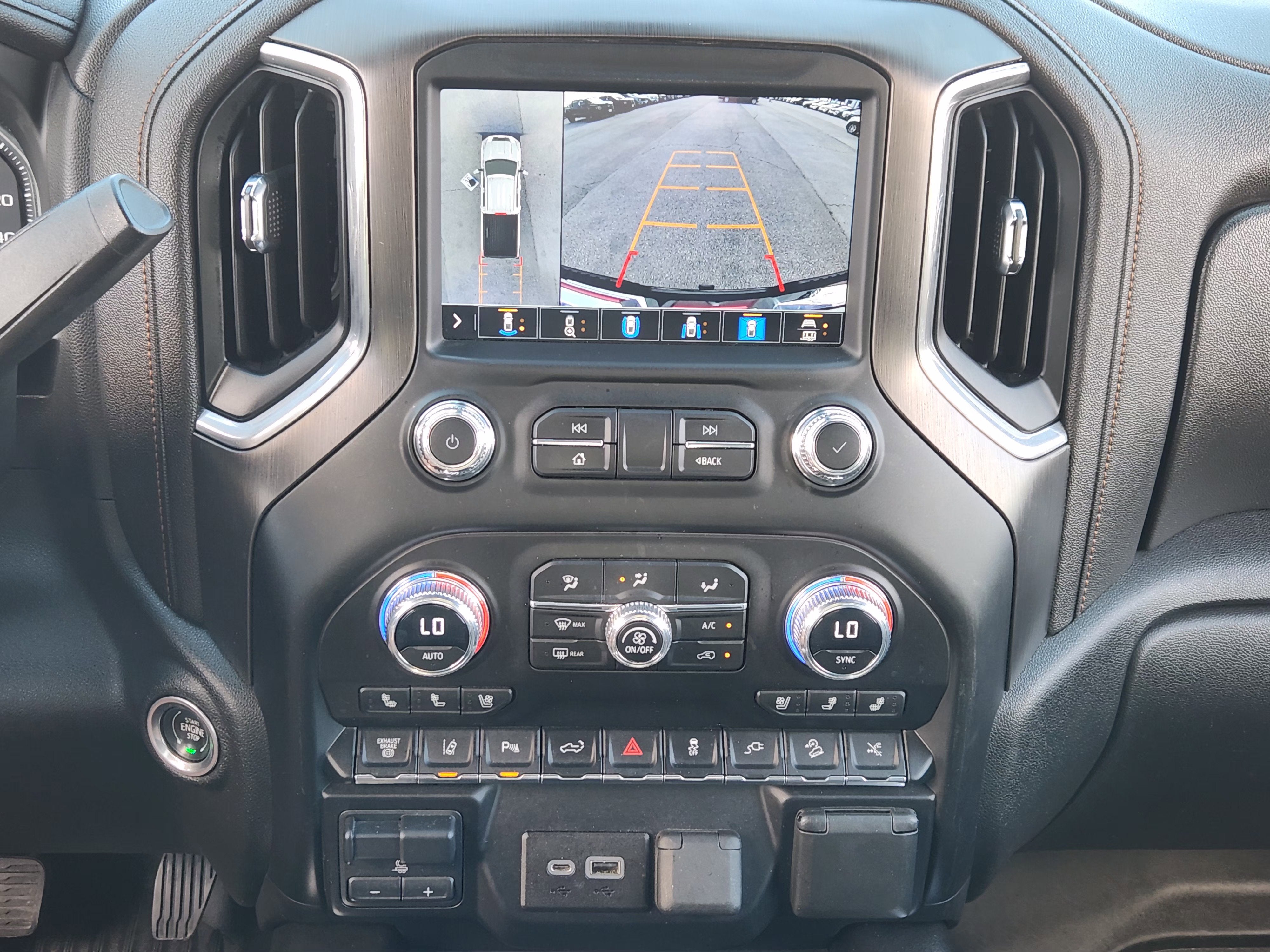 2023 GMC Sierra 2500 HD AT4