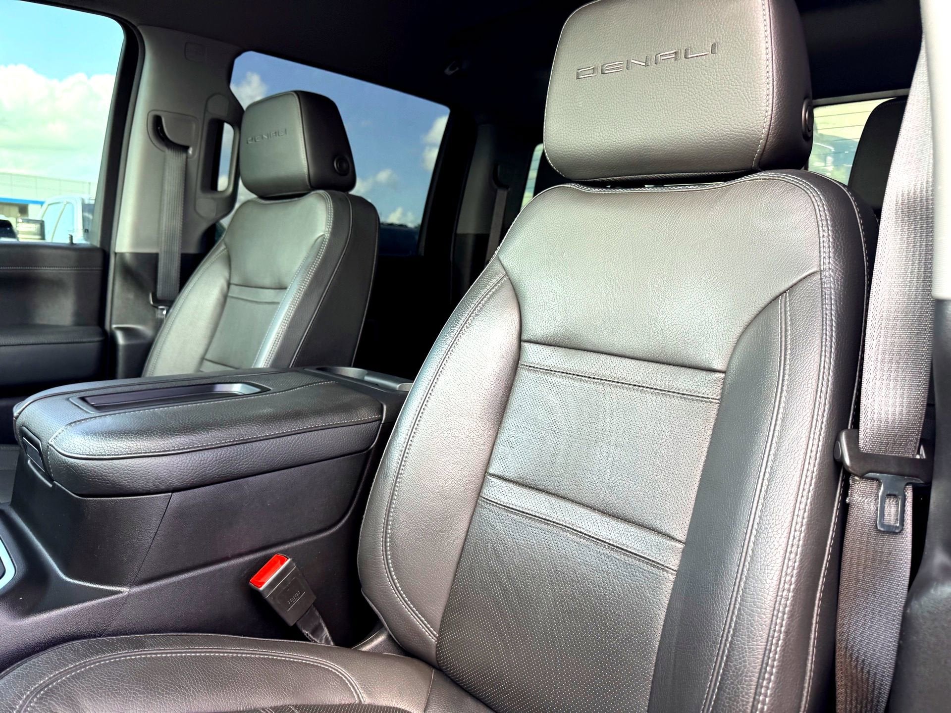 2022 GMC Sierra 2500 HD Denali