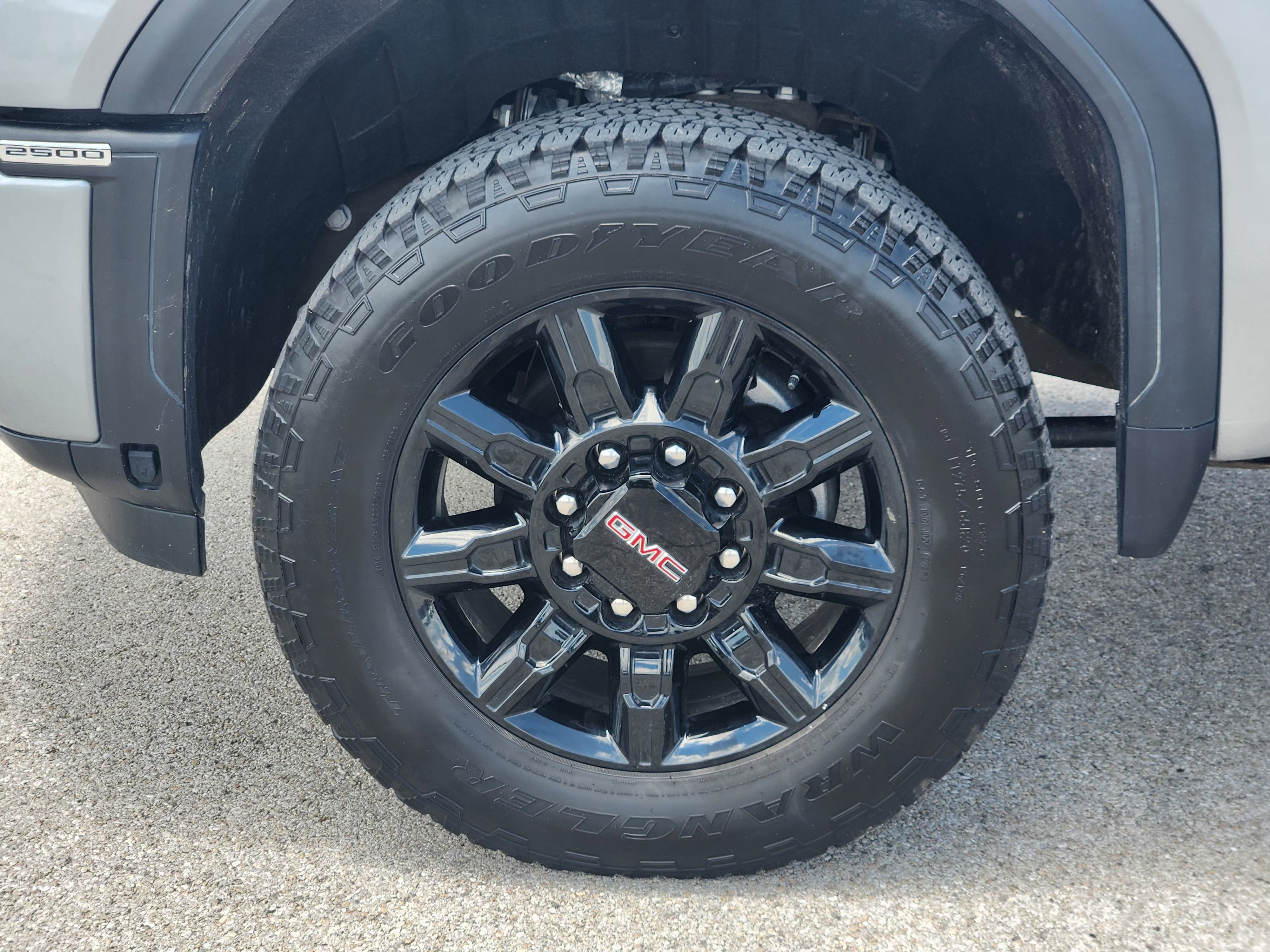 2025 GMC Sierra 2500 HD AT4