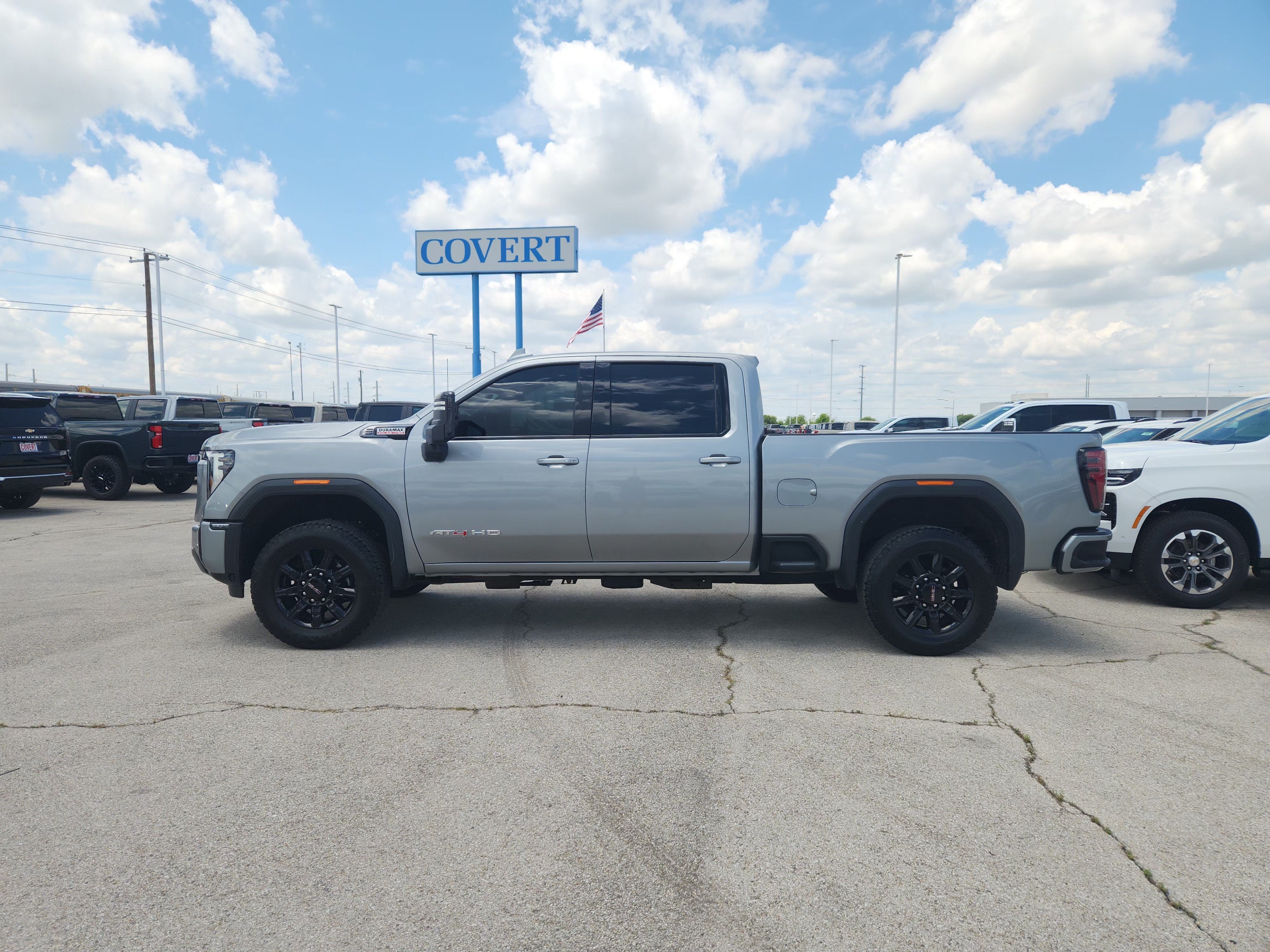 2025 GMC Sierra 2500 HD AT4