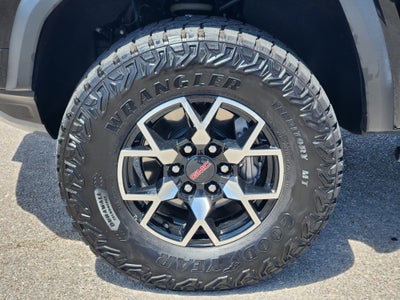 2023 GMC Canyon 4WD AT4X