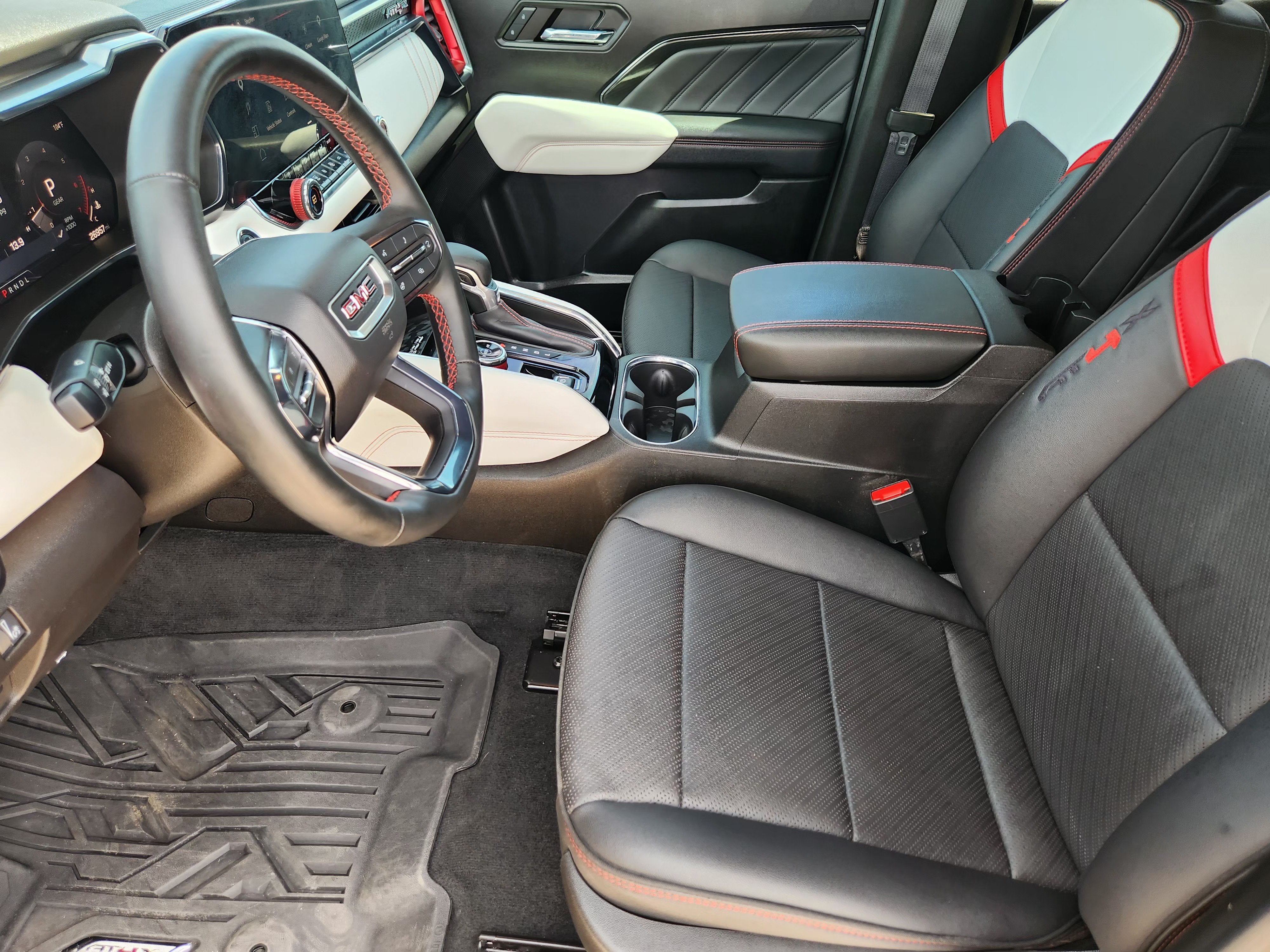 2023 GMC Canyon 4WD AT4X