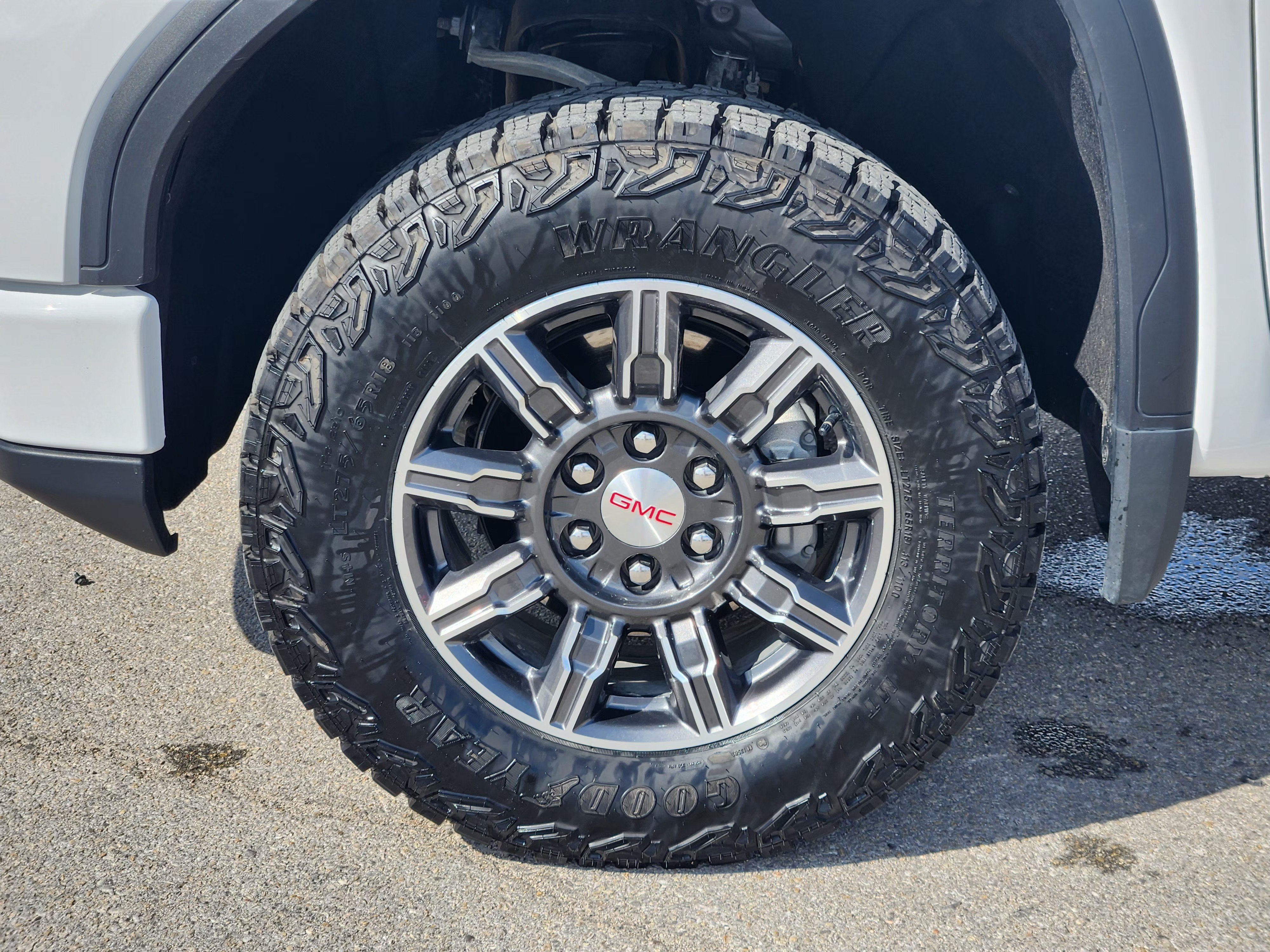 2025 GMC Sierra 1500 AT4