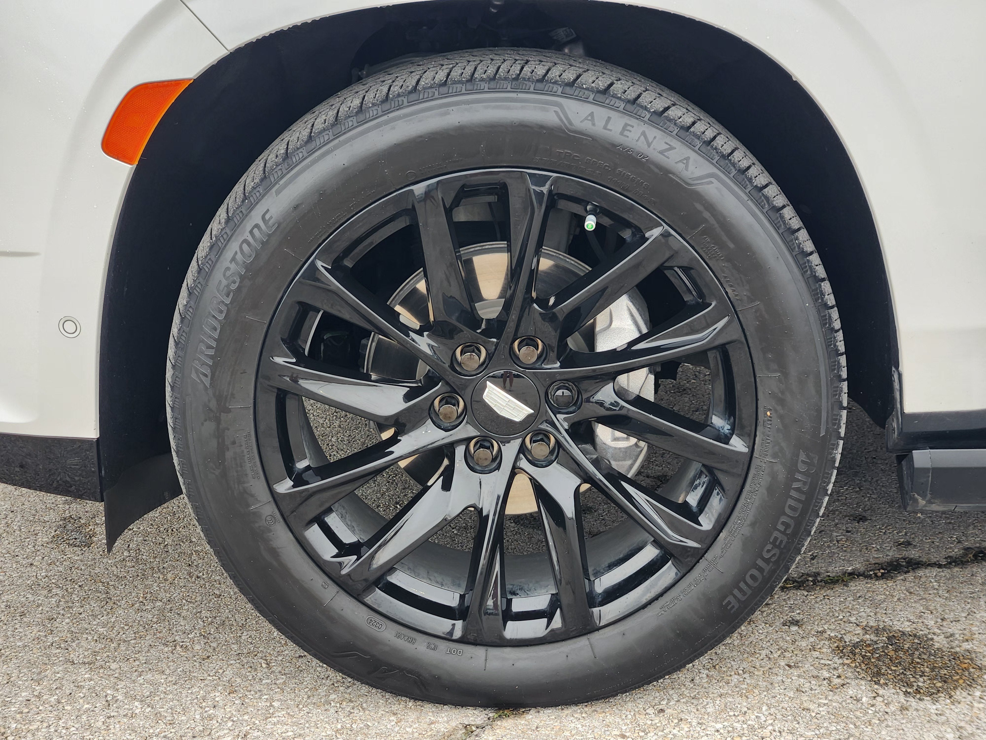 2024 Cadillac Escalade Sport