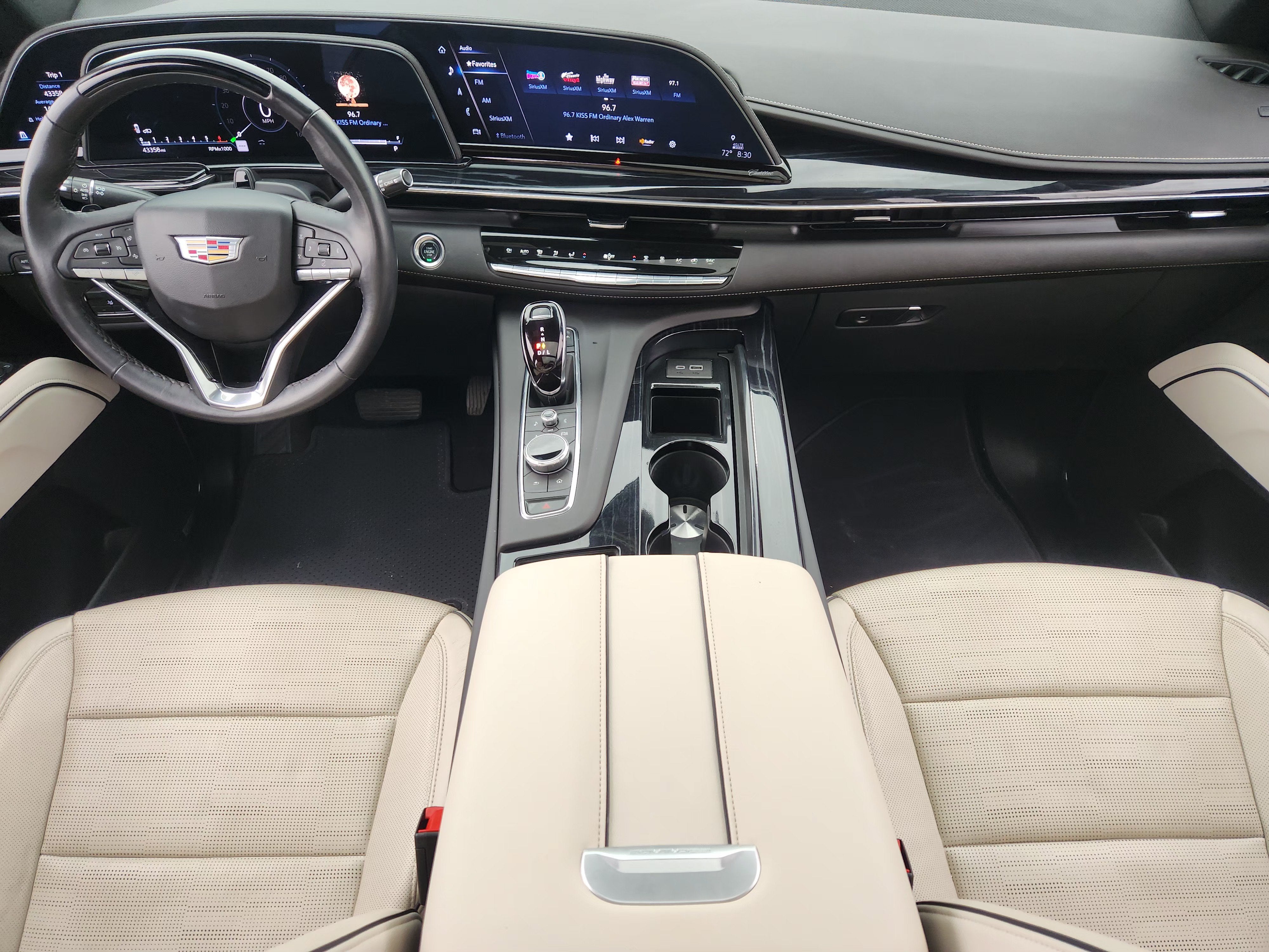 2024 Cadillac Escalade Sport